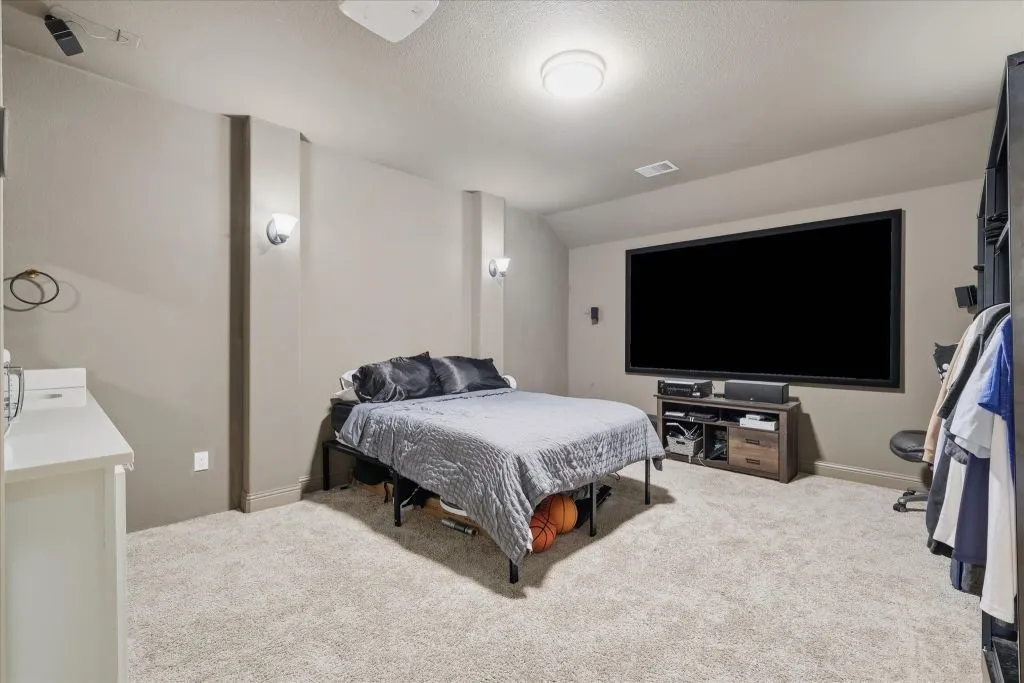 Single Family Residence For Sale in Denton County , 6604 Elderberry Way, Flower Mound, Texas 76226, 4 Bedroom, 4 Bathroom, 3 Garage spaces, 3,735 Sqft, built in 2018, mls#21338648, Real Estate Agent in Flower Mound, Homes For Sale in Denton county, Homes For Sale in Flower Mound, Realtor in Flower Mound Texas, Real Estate Brokerage Independent Realty Texas, Luminita Cordes Realtor