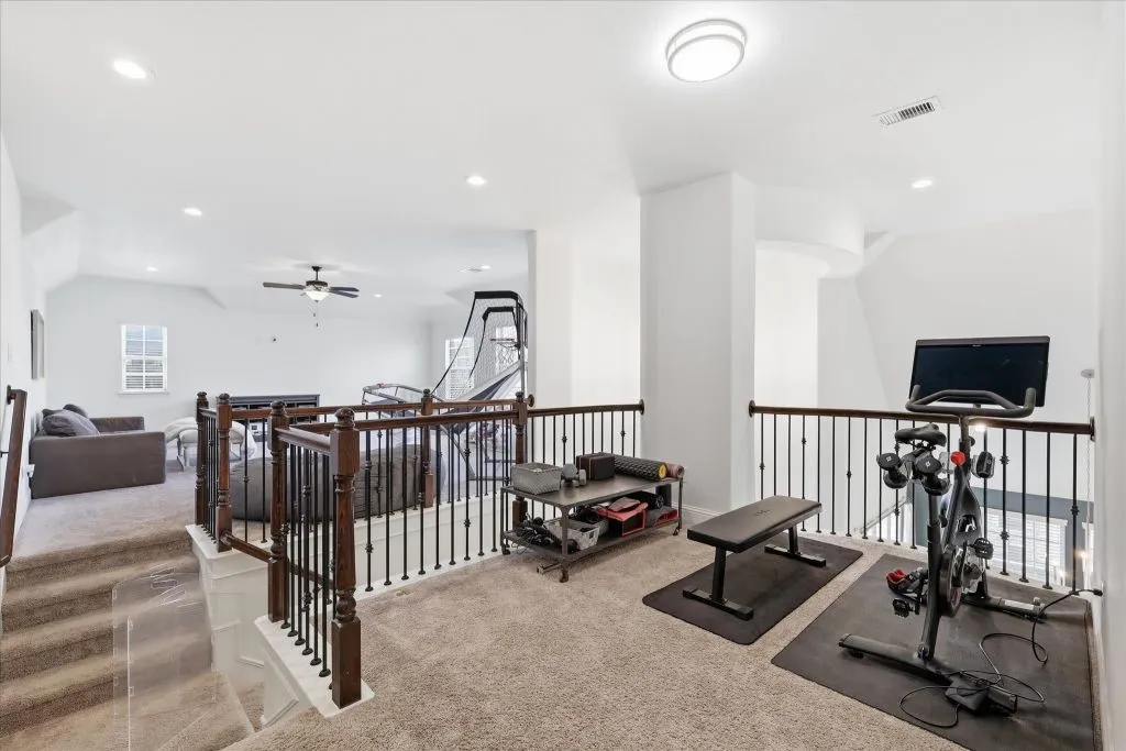 Single Family Residence For Sale in Denton County , 6604 Elderberry Way, Flower Mound, Texas 76226, 4 Bedroom, 4 Bathroom, 3 Garage spaces, 3,735 Sqft, built in 2018, mls#21338648, Real Estate Agent in Flower Mound, Homes For Sale in Denton county, Homes For Sale in Flower Mound, Realtor in Flower Mound Texas, Real Estate Brokerage Independent Realty Texas, Luminita Cordes Realtor