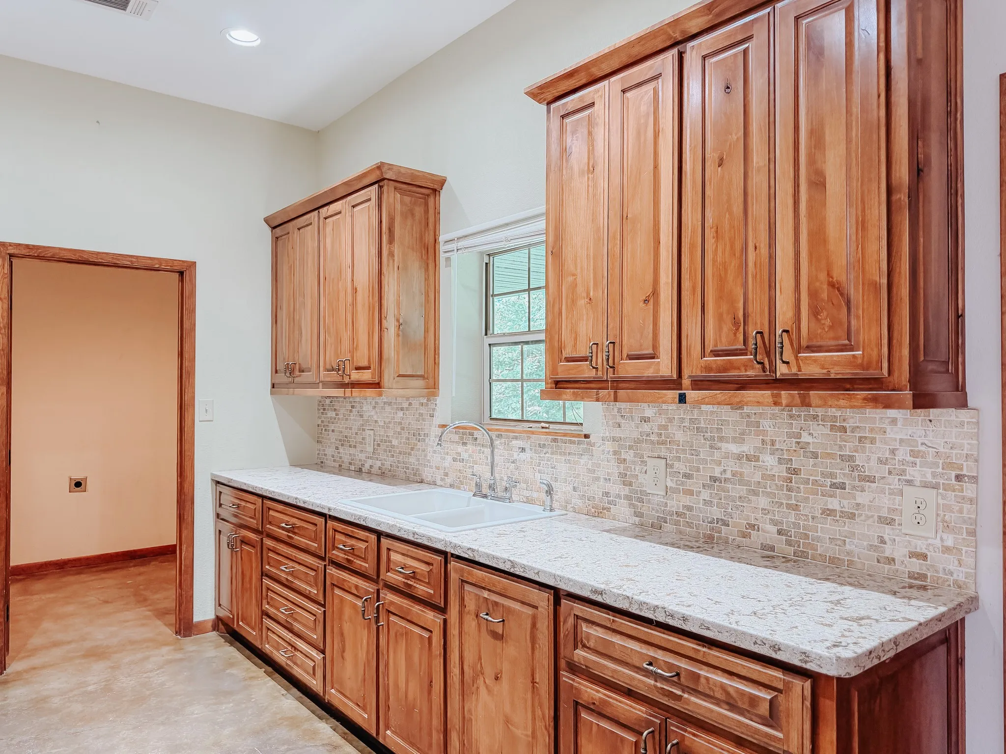 Farm For Sale in Navarro County , 9982 County Road 4200, Kerens, Texas 75144, 3 Bedroom, 2 Bathroom, 2 Garage spaces, 1,800 Sqft, built in 2016, mls#21338721, Real Estate Agent in Kerens, Homes For Sale in Navarro county, Homes For Sale in Kerens, Realtor in Kerens Texas, Real Estate Brokerage Independent Realty Texas, Luminita Cordes Realtor