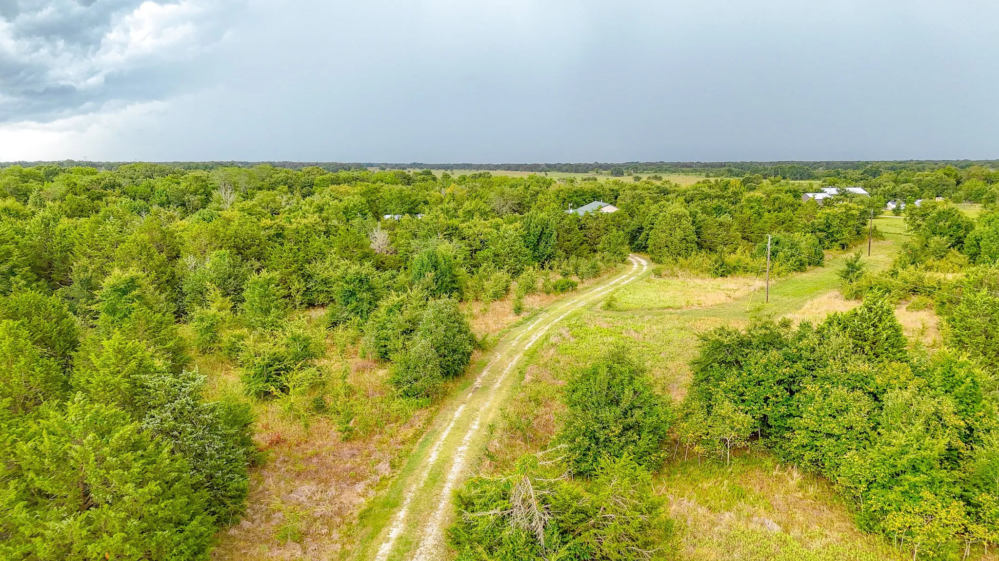 Farm For Sale in Navarro County , 9982 County Road 4200, Kerens, Texas 75144, 3 Bedroom, 2 Bathroom, 2 Garage spaces, 1,800 Sqft, built in 2016, mls#21338721, Real Estate Agent in Kerens, Homes For Sale in Navarro county, Homes For Sale in Kerens, Realtor in Kerens Texas, Real Estate Brokerage Independent Realty Texas, Luminita Cordes Realtor