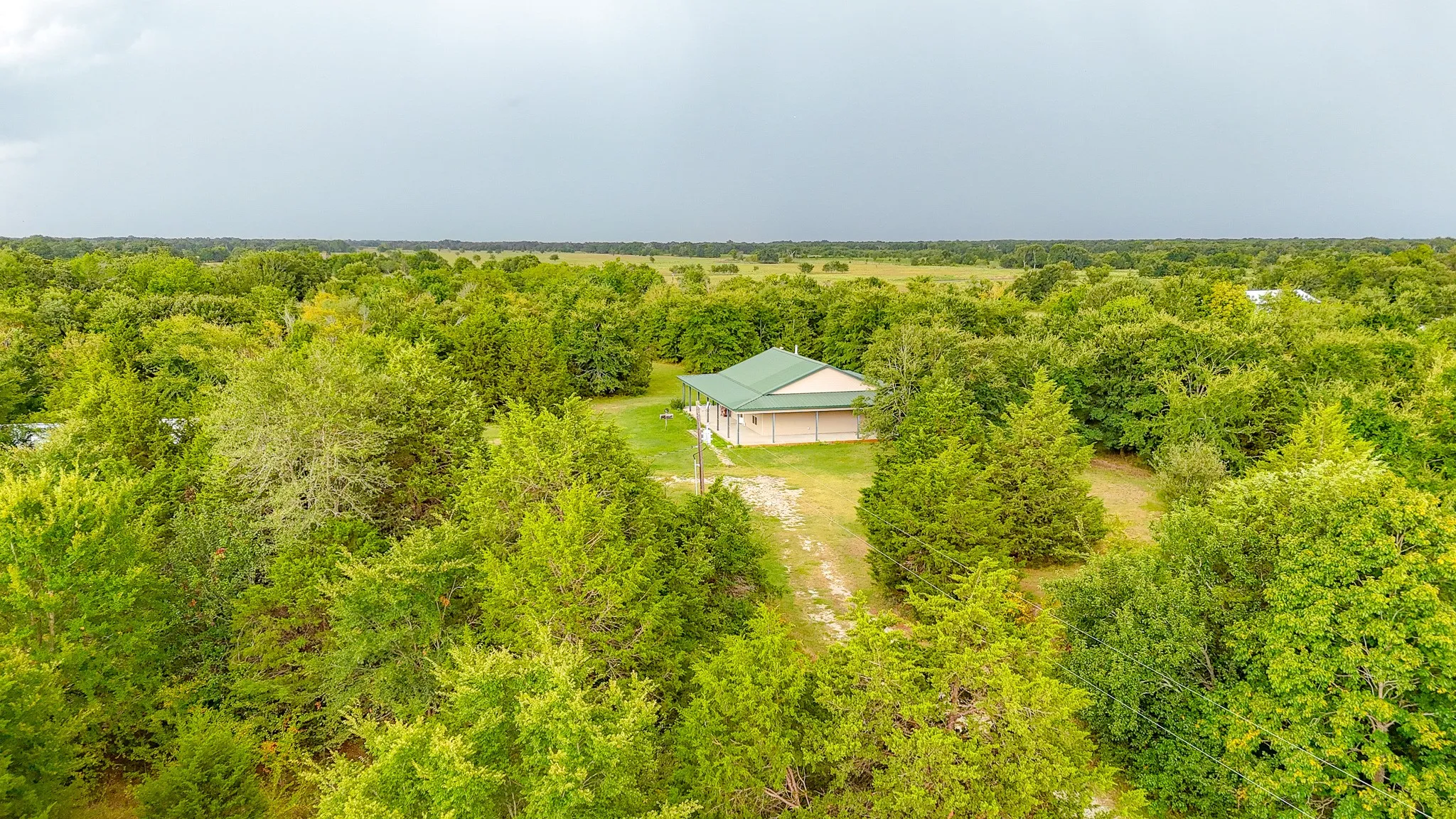 Farm For Sale in Navarro County , 9982 County Road 4200, Kerens, Texas 75144, 3 Bedroom, 2 Bathroom, 2 Garage spaces, 1,800 Sqft, built in 2016, mls#21338721, Real Estate Agent in Kerens, Homes For Sale in Navarro county, Homes For Sale in Kerens, Realtor in Kerens Texas, Real Estate Brokerage Independent Realty Texas, Luminita Cordes Realtor