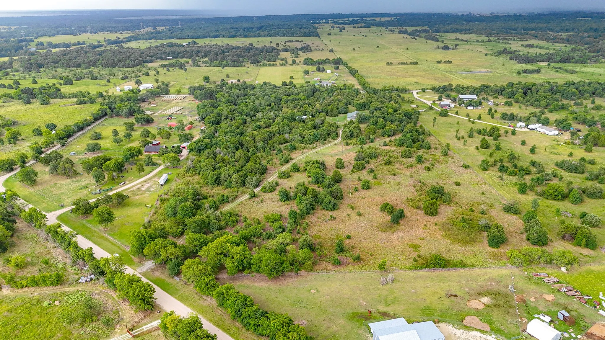 Farm For Sale in Navarro County , 9982 County Road 4200, Kerens, Texas 75144, 3 Bedroom, 2 Bathroom, 2 Garage spaces, 1,800 Sqft, built in 2016, mls#21338721, Real Estate Agent in Kerens, Homes For Sale in Navarro county, Homes For Sale in Kerens, Realtor in Kerens Texas, Real Estate Brokerage Independent Realty Texas, Luminita Cordes Realtor