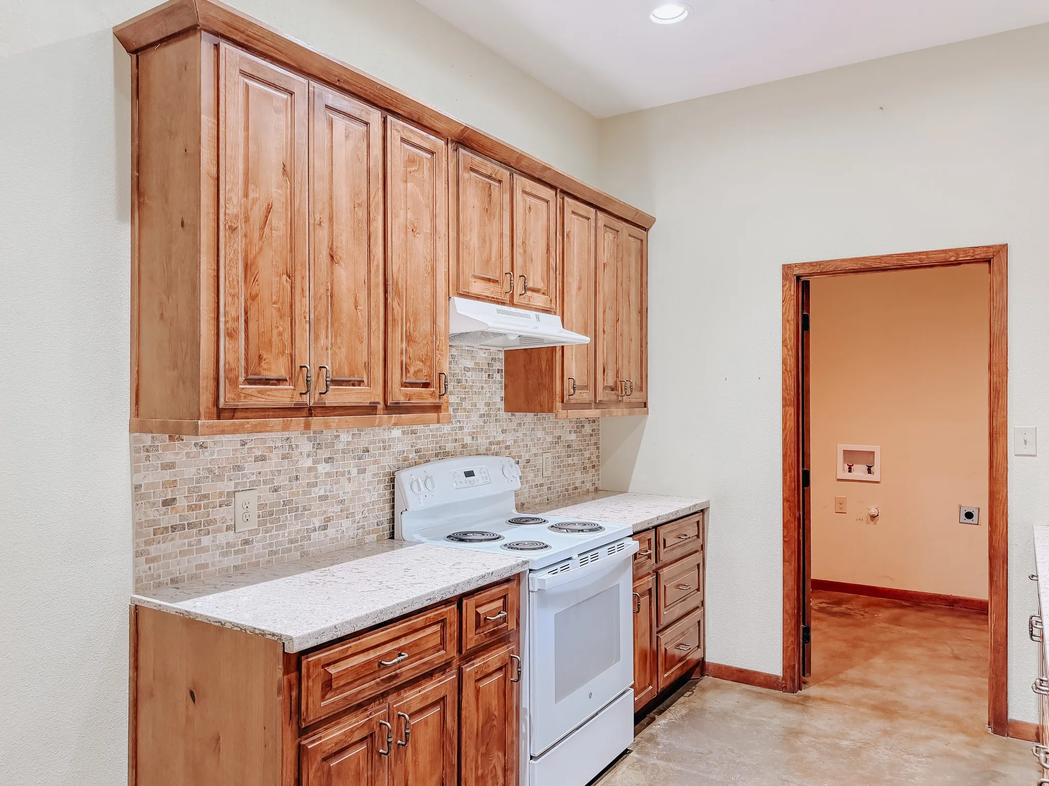 Farm For Sale in Navarro County , 9982 County Road 4200, Kerens, Texas 75144, 3 Bedroom, 2 Bathroom, 2 Garage spaces, 1,800 Sqft, built in 2016, mls#21338721, Real Estate Agent in Kerens, Homes For Sale in Navarro county, Homes For Sale in Kerens, Realtor in Kerens Texas, Real Estate Brokerage Independent Realty Texas, Luminita Cordes Realtor