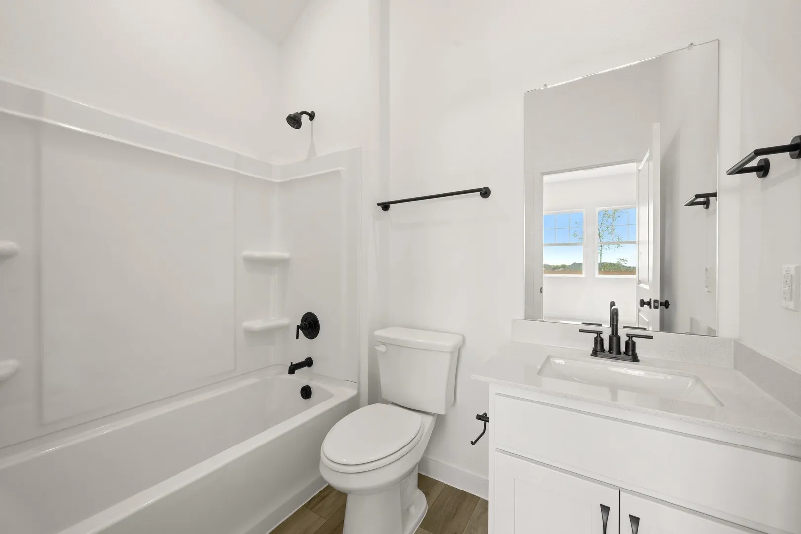 641 Tyronza- Bathroom-1