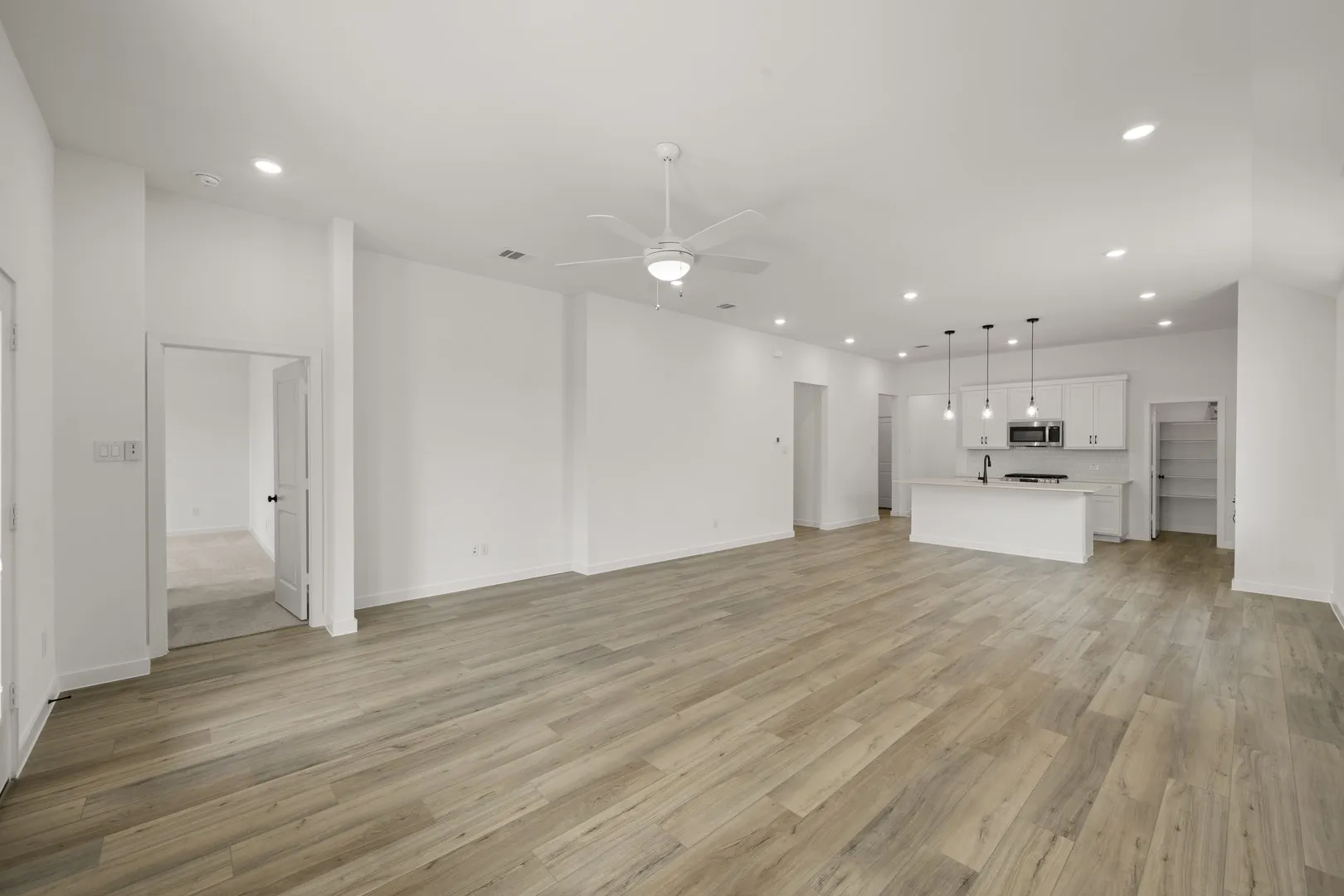 641 Tyronza- Living Room-2