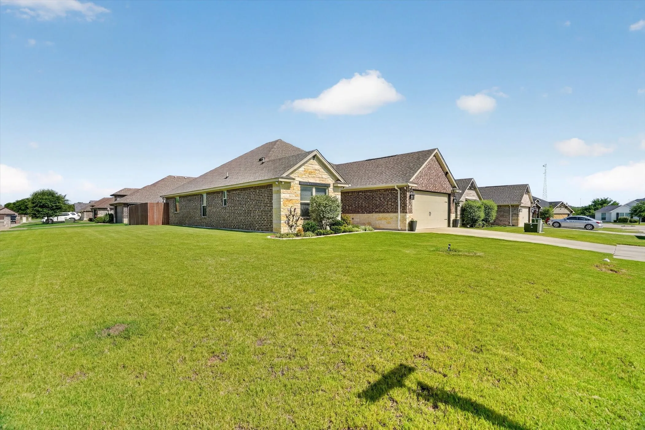 Single Family Residence For Sale in Johnson County , 108 Meritt Street, Godley, Texas 76044, 3 Bedroom, 2 Bathroom, 2 Garage spaces, 1,543 Sqft, built in 2020, mls#21330150, Real Estate Agent in Godley, Homes For Sale in Johnson county, Homes For Sale in Godley, Realtor in Godley Texas, Real Estate Brokerage Independent Realty Texas, Luminita Cordes Realtor