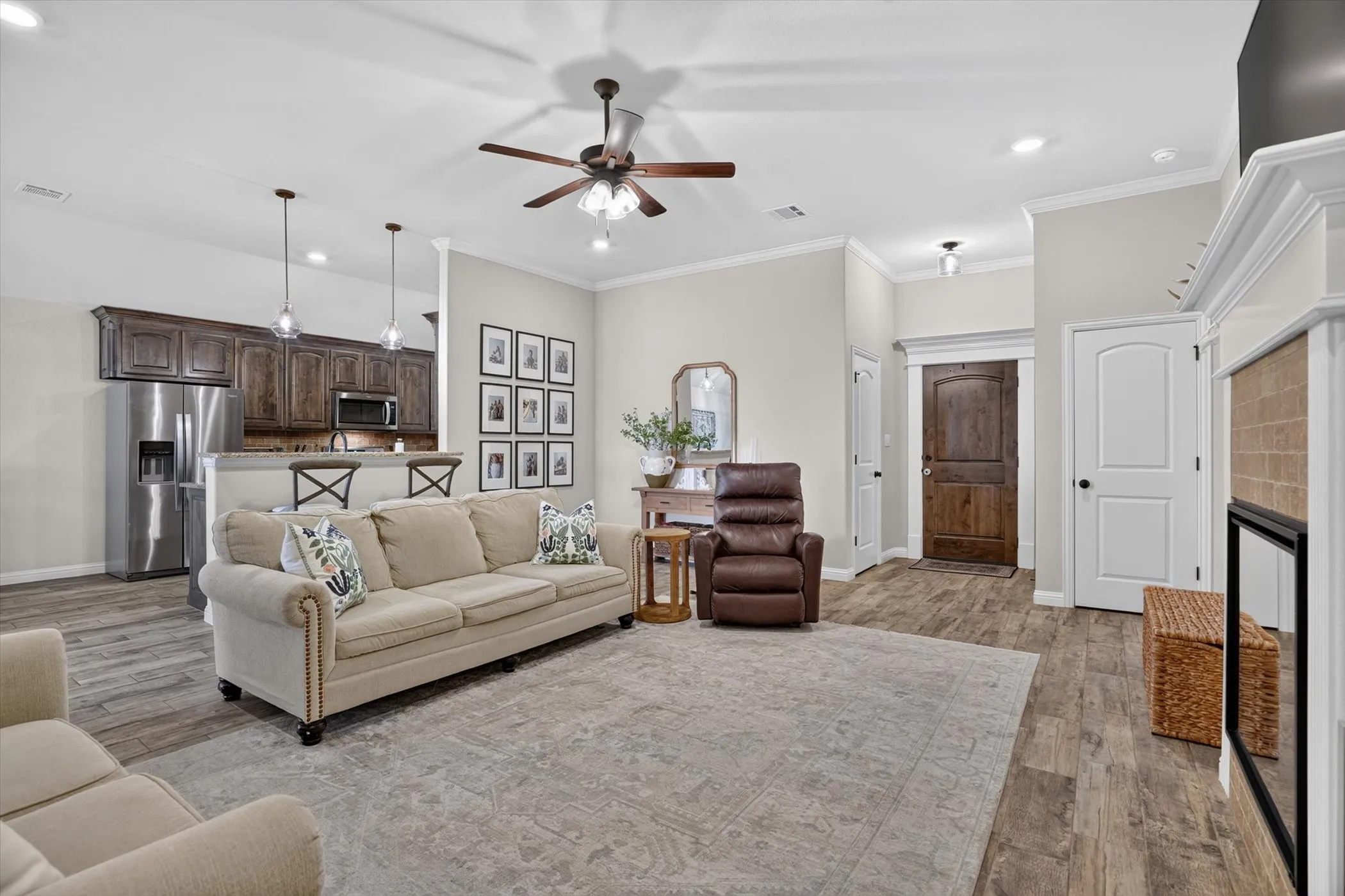 Single Family Residence For Sale in Johnson County , 108 Meritt Street, Godley, Texas 76044, 3 Bedroom, 2 Bathroom, 2 Garage spaces, 1,543 Sqft, built in 2020, mls#21330150, Real Estate Agent in Godley, Homes For Sale in Johnson county, Homes For Sale in Godley, Realtor in Godley Texas, Real Estate Brokerage Independent Realty Texas, Luminita Cordes Realtor