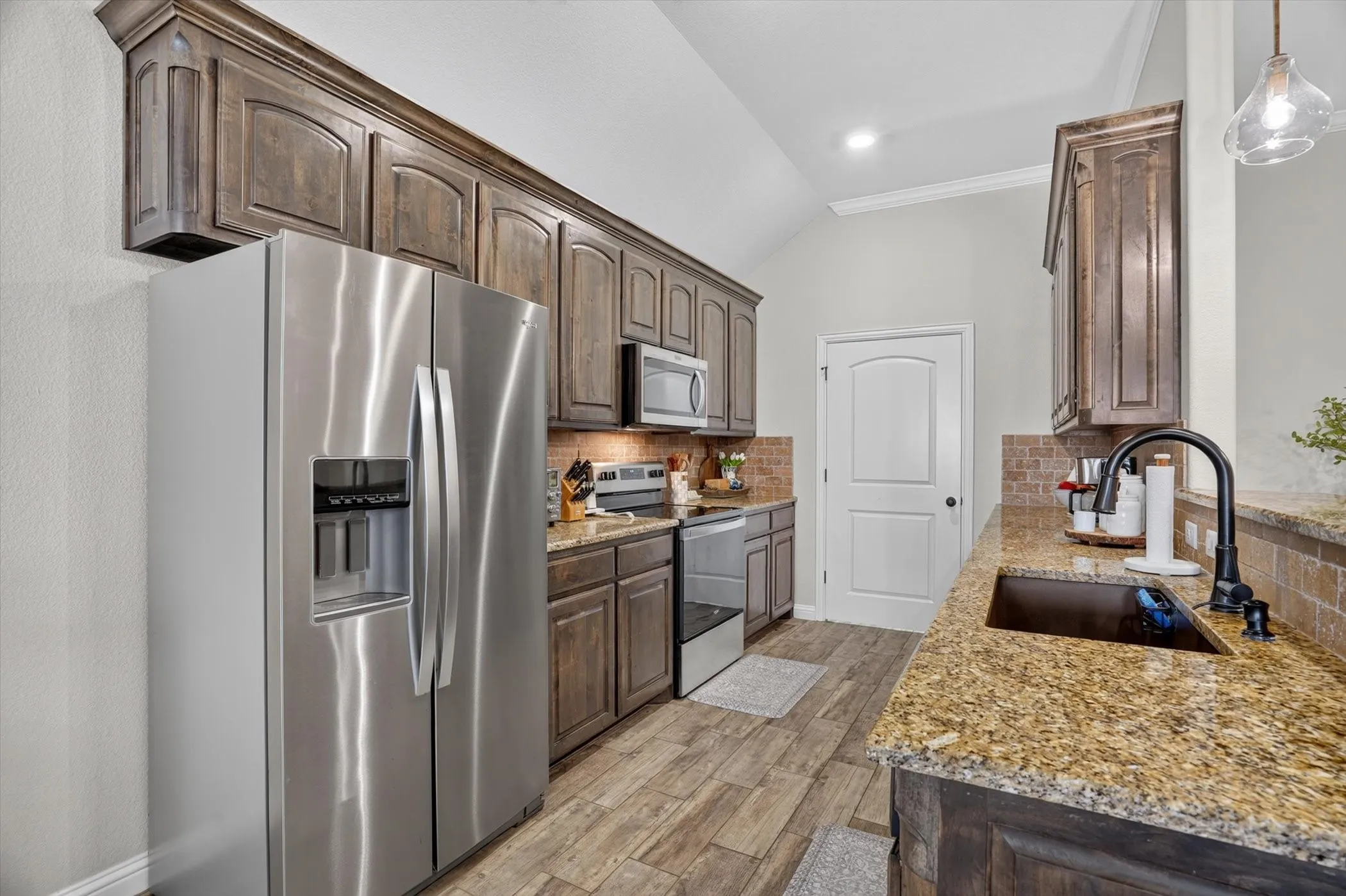 Single Family Residence For Sale in Johnson County , 108 Meritt Street, Godley, Texas 76044, 3 Bedroom, 2 Bathroom, 2 Garage spaces, 1,543 Sqft, built in 2020, mls#21330150, Real Estate Agent in Godley, Homes For Sale in Johnson county, Homes For Sale in Godley, Realtor in Godley Texas, Real Estate Brokerage Independent Realty Texas, Luminita Cordes Realtor