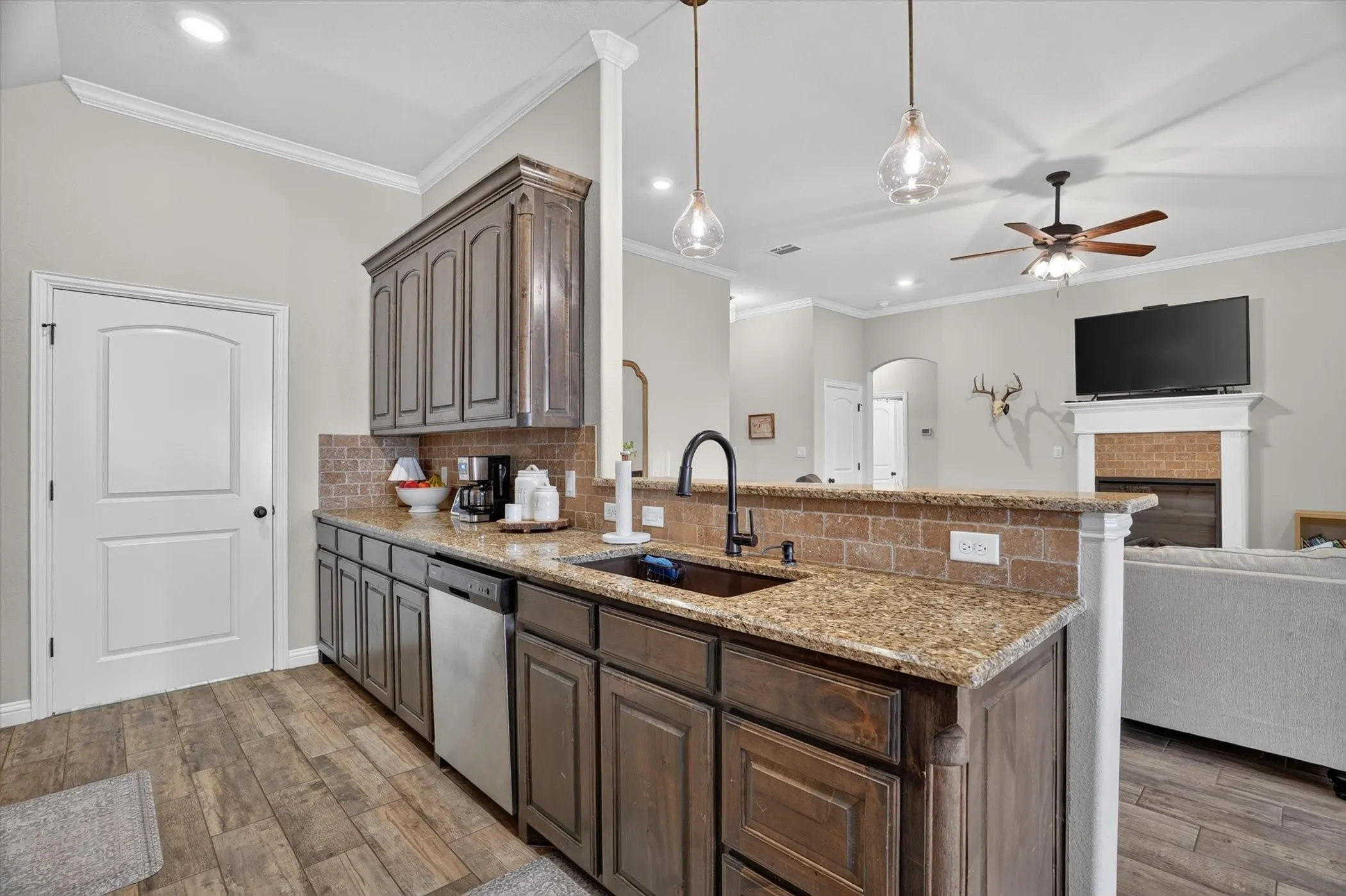 Single Family Residence For Sale in Johnson County , 108 Meritt Street, Godley, Texas 76044, 3 Bedroom, 2 Bathroom, 2 Garage spaces, 1,543 Sqft, built in 2020, mls#21330150, Real Estate Agent in Godley, Homes For Sale in Johnson county, Homes For Sale in Godley, Realtor in Godley Texas, Real Estate Brokerage Independent Realty Texas, Luminita Cordes Realtor