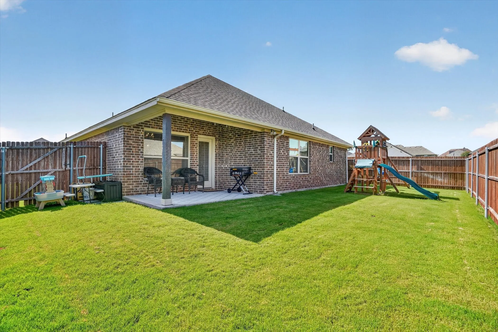 Single Family Residence For Sale in Johnson County , 108 Meritt Street, Godley, Texas 76044, 3 Bedroom, 2 Bathroom, 2 Garage spaces, 1,543 Sqft, built in 2020, mls#21330150, Real Estate Agent in Godley, Homes For Sale in Johnson county, Homes For Sale in Godley, Realtor in Godley Texas, Real Estate Brokerage Independent Realty Texas, Luminita Cordes Realtor