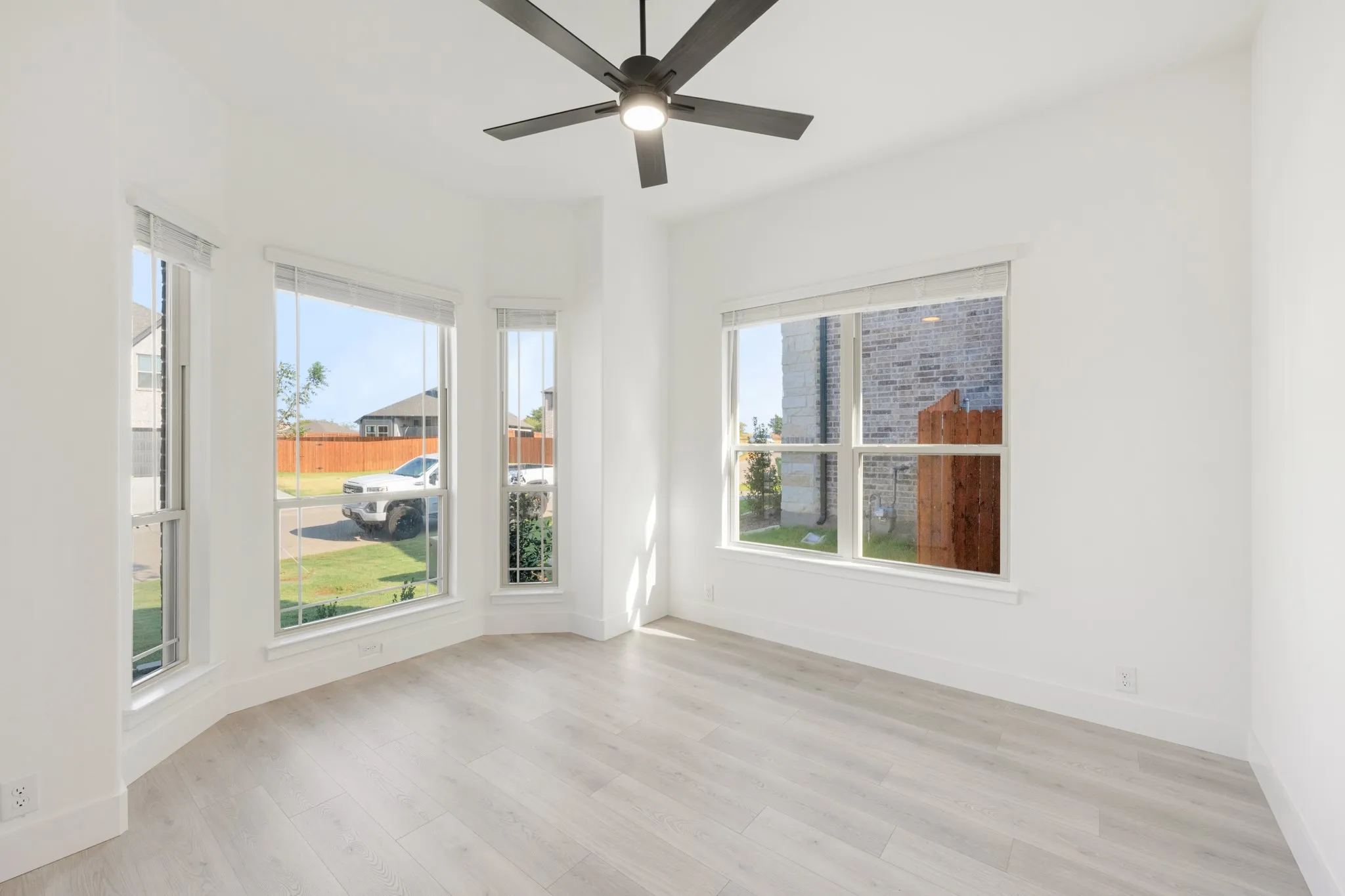 Single Family Residence For Sale in Johnson County , 921 Ridgehurst Drive, Godley, Texas 76044, 4 Bedroom, 2 Bathroom, 2 Garage spaces, 2,034 Sqft, built in 2026, mls#21338815, Real Estate Agent in Godley, Homes For Sale in Johnson county, Homes For Sale in Godley, Realtor in Godley Texas, Real Estate Brokerage Independent Realty Texas, Luminita Cordes Realtor