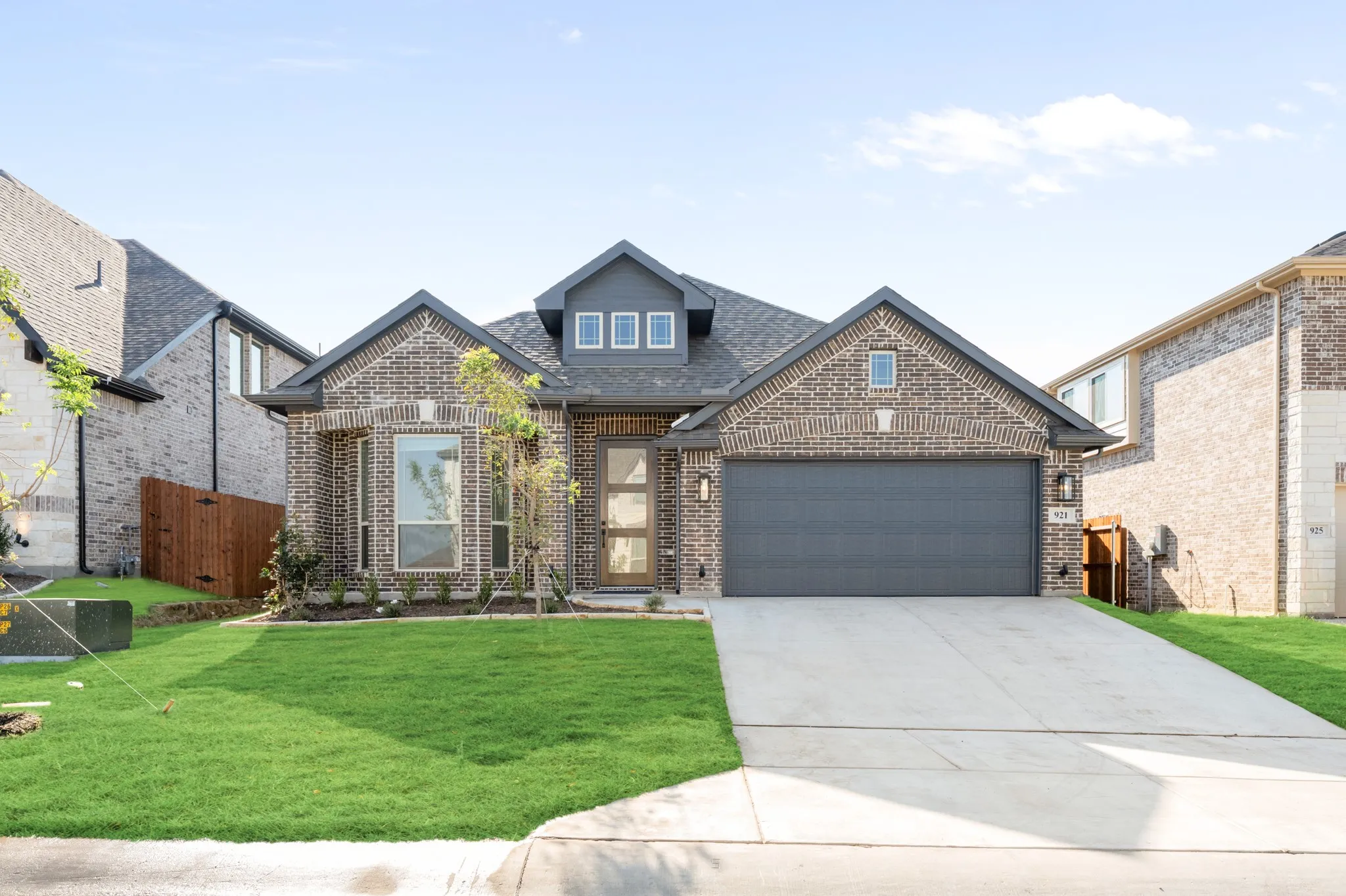 Single Family Residence For Sale in Johnson County , 921 Ridgehurst Drive, Godley, Texas 76044, 4 Bedroom, 2 Bathroom, 2 Garage spaces, 2,034 Sqft, built in 2026, mls#21338815, Real Estate Agent in Godley, Homes For Sale in Johnson county, Homes For Sale in Godley, Realtor in Godley Texas, Real Estate Brokerage Independent Realty Texas, Luminita Cordes Realtor