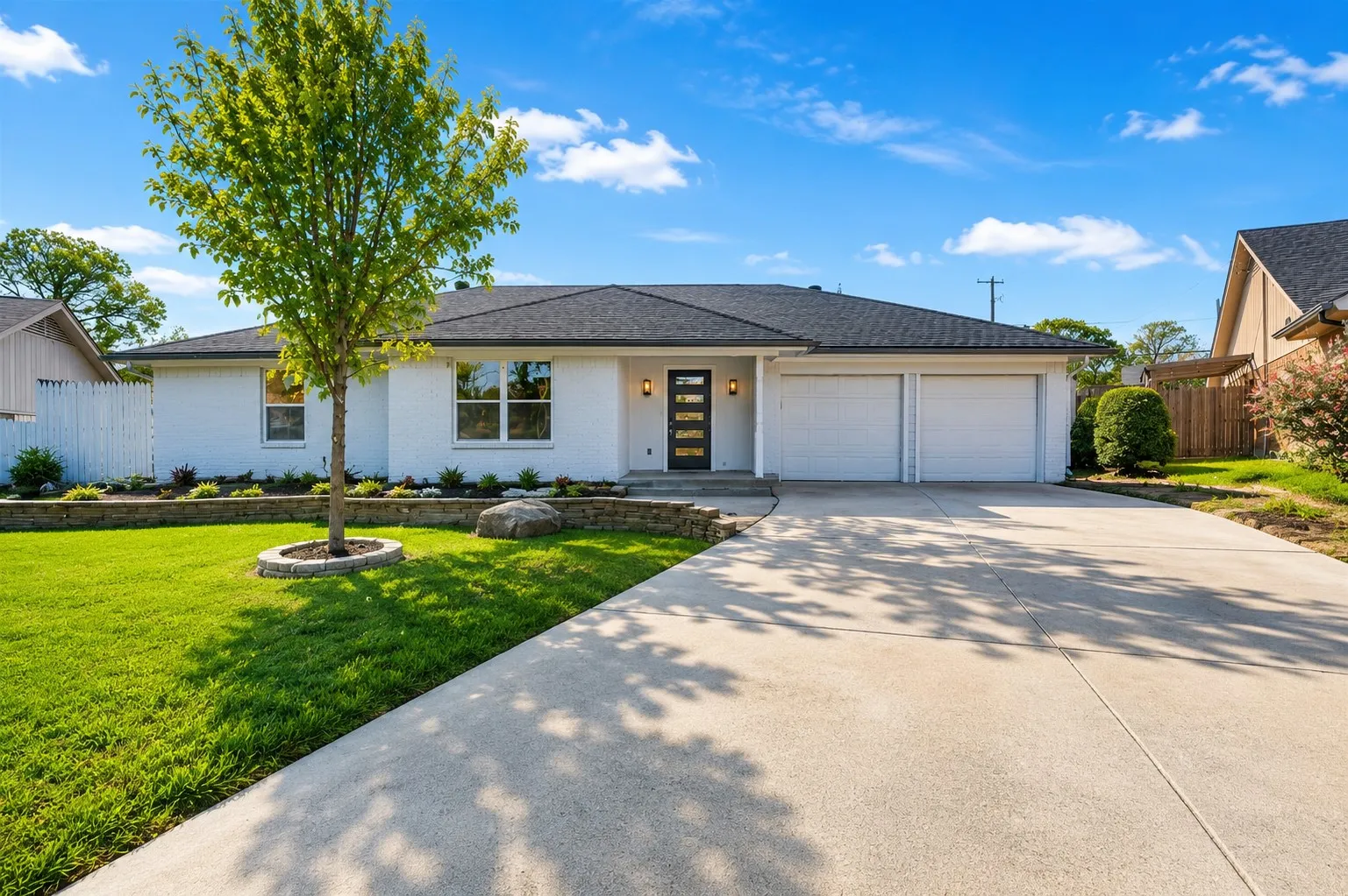 Single Family Residence For Sale in Tarrant County , 3919 San Miguel Court, Arlington, Texas 76016, 3 Bedroom, 2 Bathroom, 2 Garage spaces, 1,691 Sqft, built in 1978, mls#21338820, Real Estate Agent in Arlington, Homes For Sale in Tarrant county, Homes For Sale in Arlington, Realtor in Arlington Texas, Real Estate Brokerage Independent Realty Texas, Luminita Cordes Realtor
