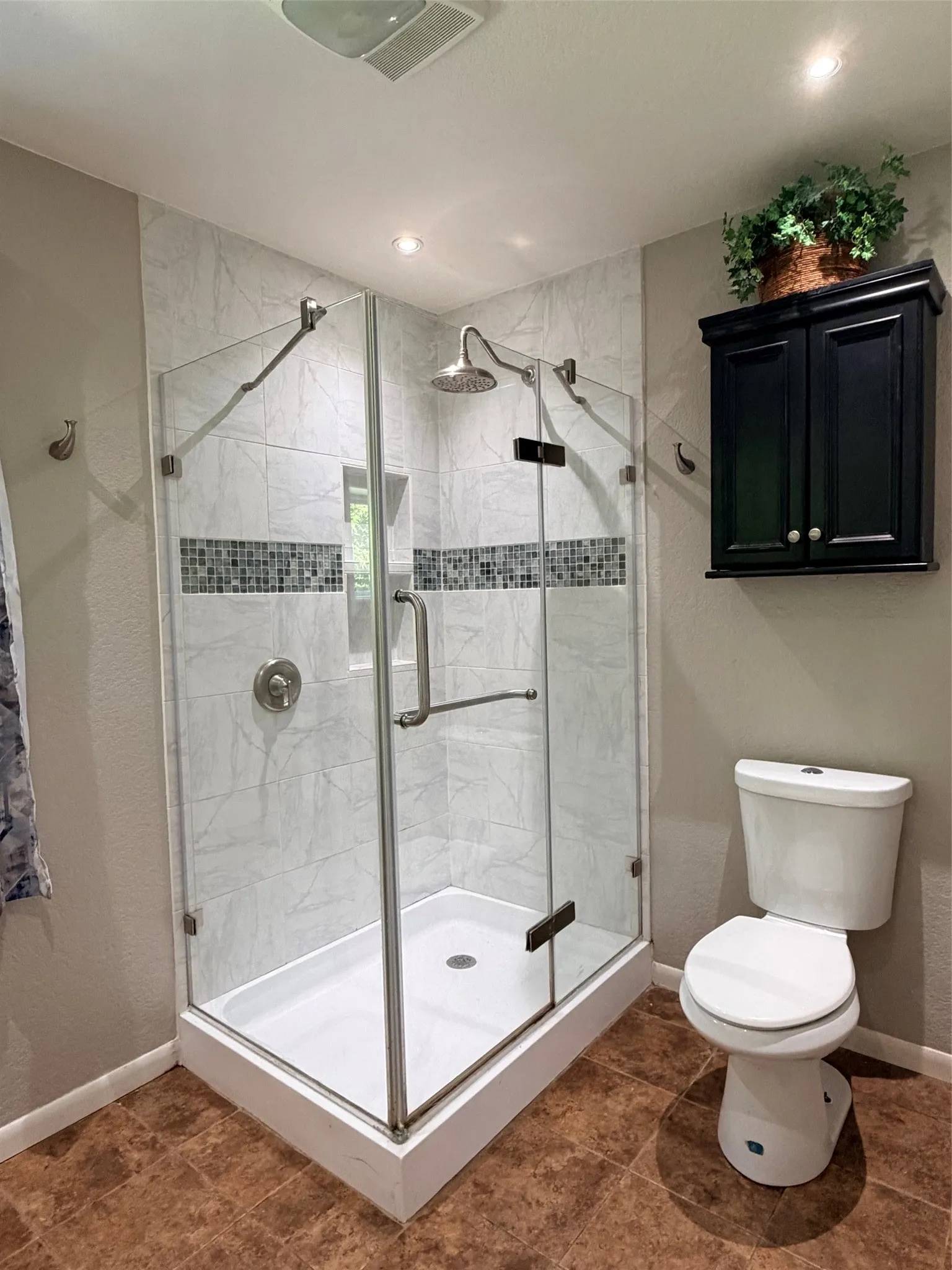 Single Family Residence For Sale in Comanche County , 504 N Elm Street, Comanche, Texas 76442, 2 Bedroom, 2 Bathroom, Garage spaces, 1,248 Sqft, built in 1960, mls#21322223, Real Estate Agent in Comanche, Homes For Sale in Comanche county, Homes For Sale in Comanche, Realtor in Comanche Texas, Real Estate Brokerage Independent Realty Texas, Luminita Cordes Realtor