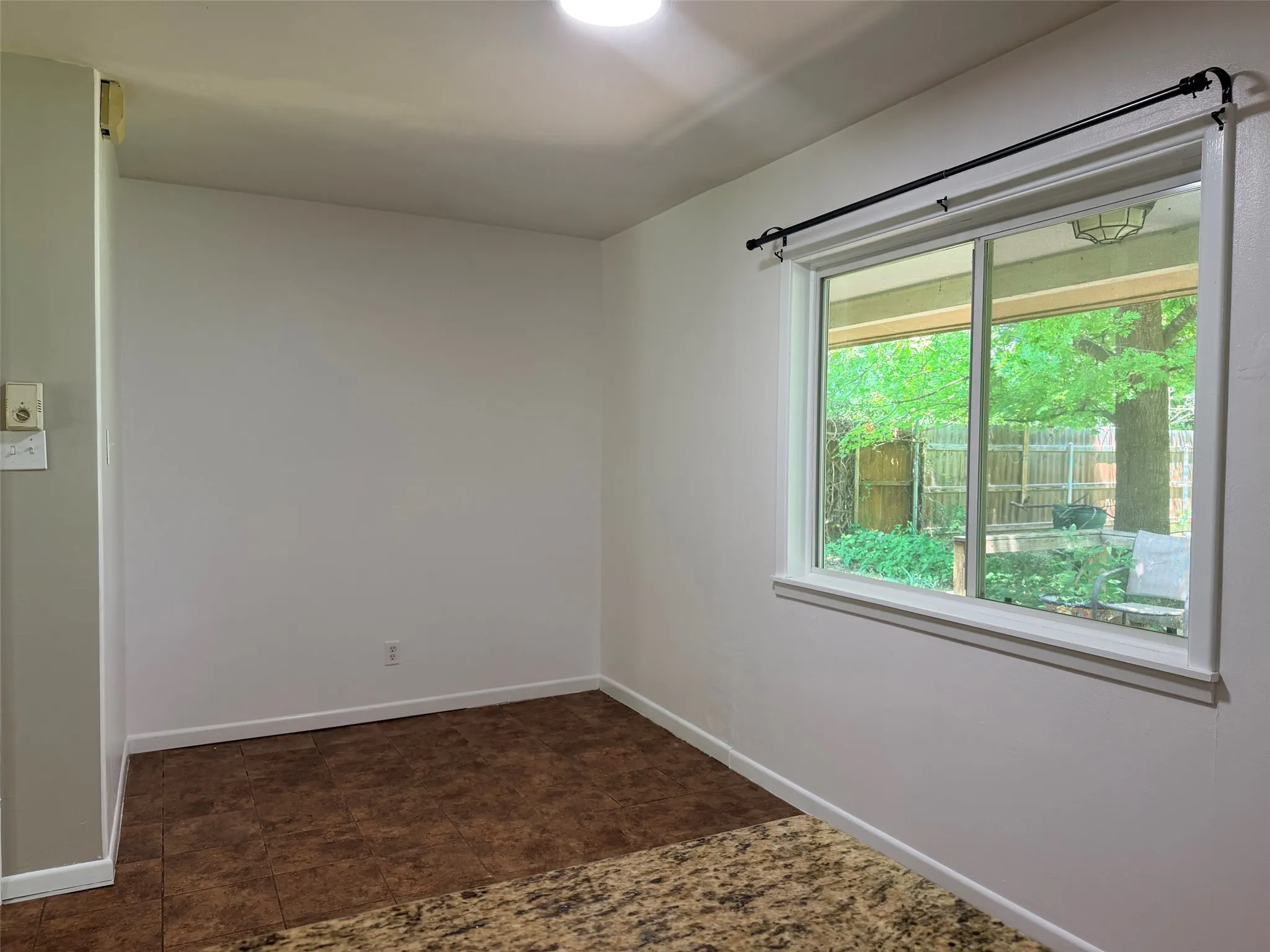 Single Family Residence For Sale in Comanche County , 504 N Elm Street, Comanche, Texas 76442, 2 Bedroom, 2 Bathroom, Garage spaces, 1,248 Sqft, built in 1960, mls#21322223, Real Estate Agent in Comanche, Homes For Sale in Comanche county, Homes For Sale in Comanche, Realtor in Comanche Texas, Real Estate Brokerage Independent Realty Texas, Luminita Cordes Realtor