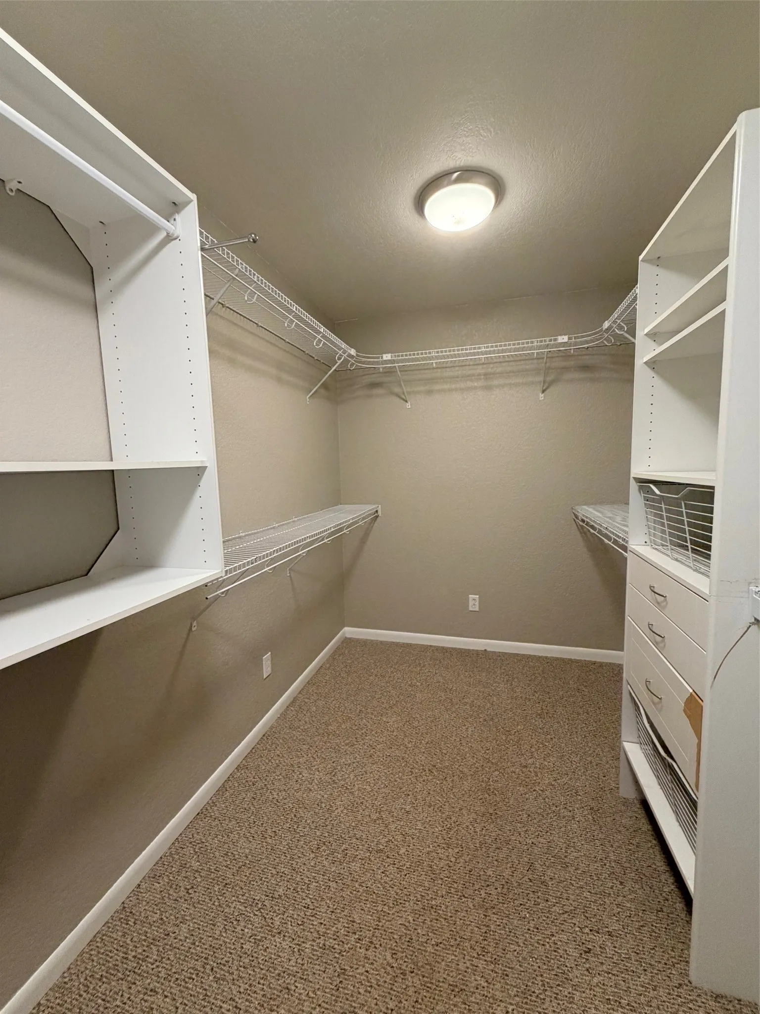 Single Family Residence For Sale in Comanche County , 504 N Elm Street, Comanche, Texas 76442, 2 Bedroom, 2 Bathroom, Garage spaces, 1,248 Sqft, built in 1960, mls#21322223, Real Estate Agent in Comanche, Homes For Sale in Comanche county, Homes For Sale in Comanche, Realtor in Comanche Texas, Real Estate Brokerage Independent Realty Texas, Luminita Cordes Realtor