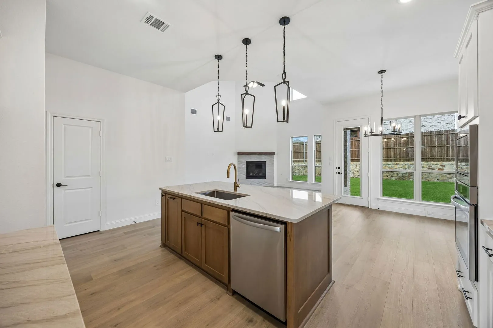 Single Family Residence For Sale in Denton County , 8916 Amistad Lane, Denton, Texas 76226, 4 Bedroom, 4 Bathroom, 3 Garage spaces, 3,280 Sqft, built in 2026, mls#21338619, Real Estate Agent in Denton, Homes For Sale in Denton county, Homes For Sale in Denton, Realtor in Denton Texas, Real Estate Brokerage Independent Realty Texas, Luminita Cordes Realtor