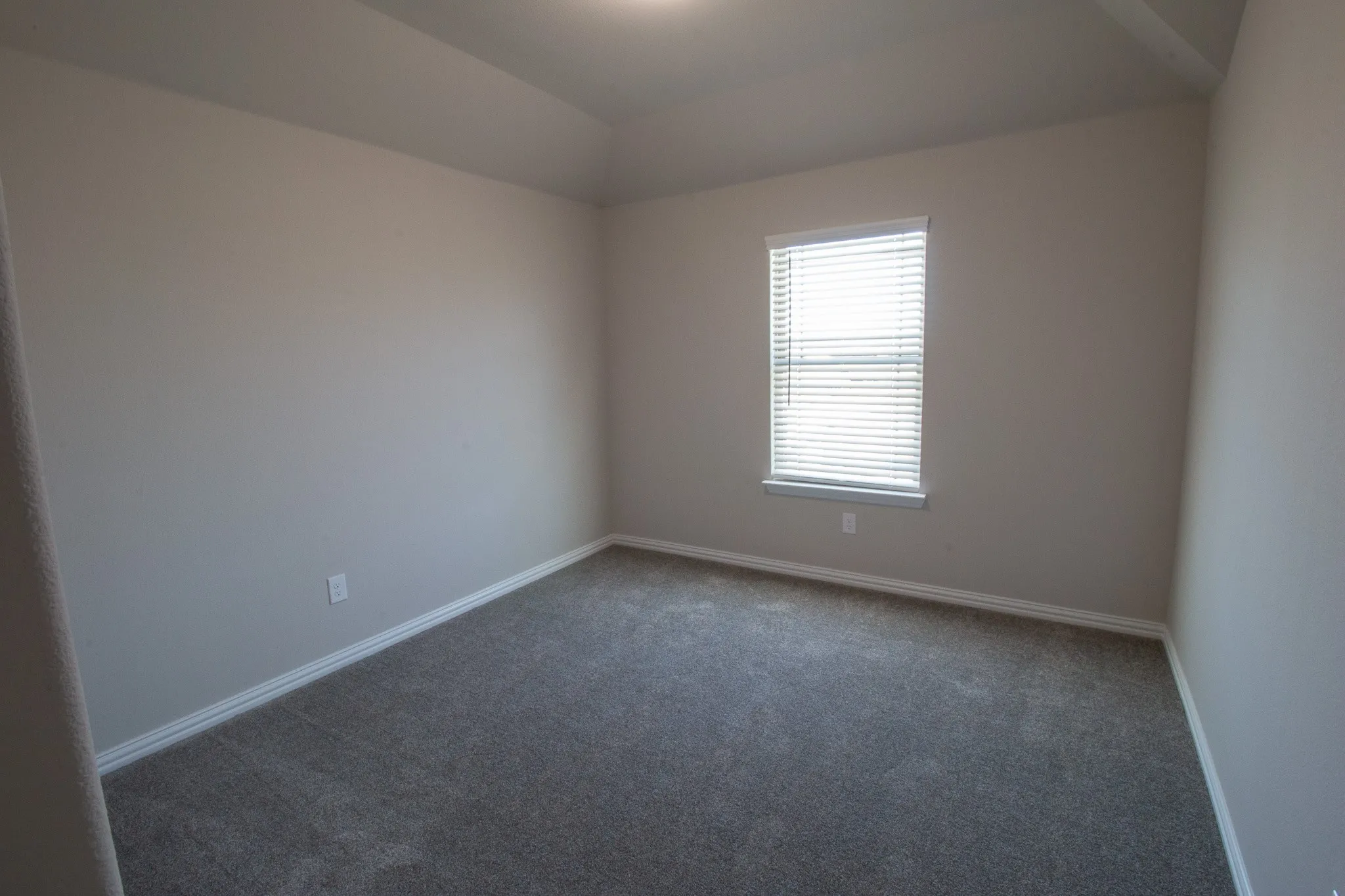 Single Family Residence For Rent in Denton County , 507 Reatta Drive, Justin, Texas 76247, 4 Bedroom, 3 Bathroom, 3 Garage spaces, 2,759 Sqft, built in 2023, mls#21338842, Real Estate Agent in Justin, Homes For Rent in Denton county, Homes For Rent in Justin, Realtor in Justin Texas, Real Estate Brokerage Independent Realty Texas, Luminita Cordes Realtor