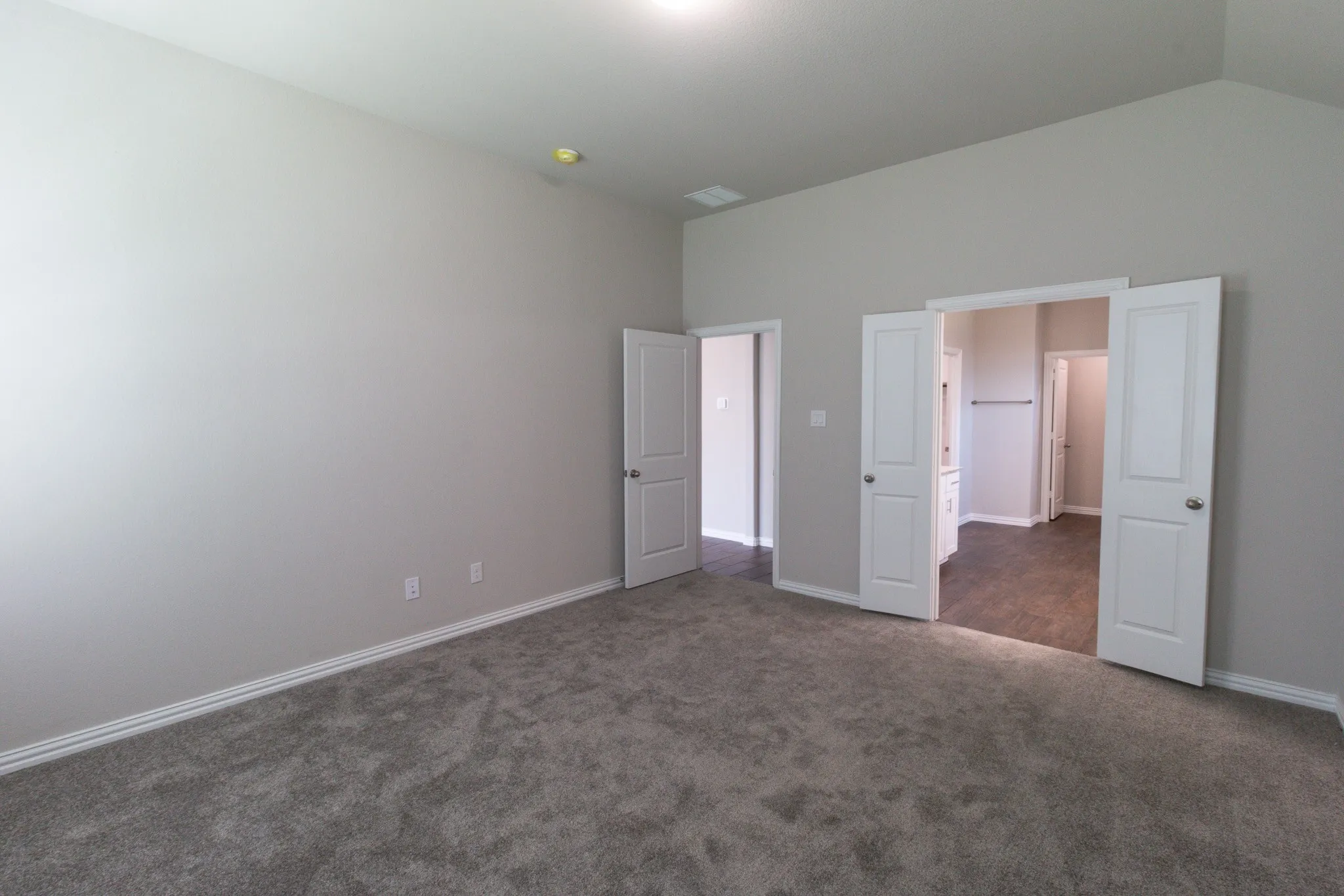 Single Family Residence For Rent in Denton County , 507 Reatta Drive, Justin, Texas 76247, 4 Bedroom, 3 Bathroom, 3 Garage spaces, 2,759 Sqft, built in 2023, mls#21338842, Real Estate Agent in Justin, Homes For Rent in Denton county, Homes For Rent in Justin, Realtor in Justin Texas, Real Estate Brokerage Independent Realty Texas, Luminita Cordes Realtor