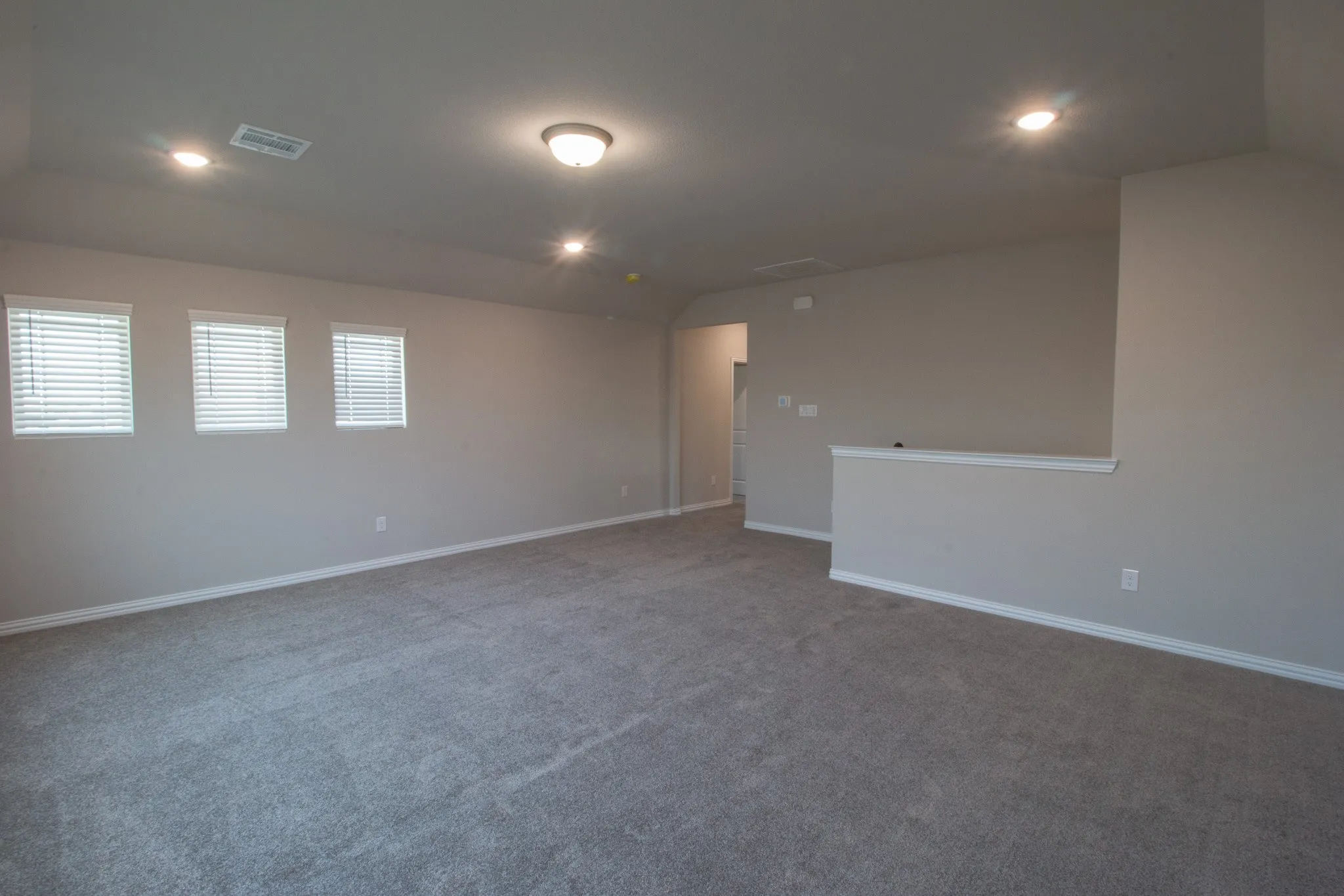 Single Family Residence For Rent in Denton County , 507 Reatta Drive, Justin, Texas 76247, 4 Bedroom, 3 Bathroom, 3 Garage spaces, 2,759 Sqft, built in 2023, mls#21338842, Real Estate Agent in Justin, Homes For Rent in Denton county, Homes For Rent in Justin, Realtor in Justin Texas, Real Estate Brokerage Independent Realty Texas, Luminita Cordes Realtor