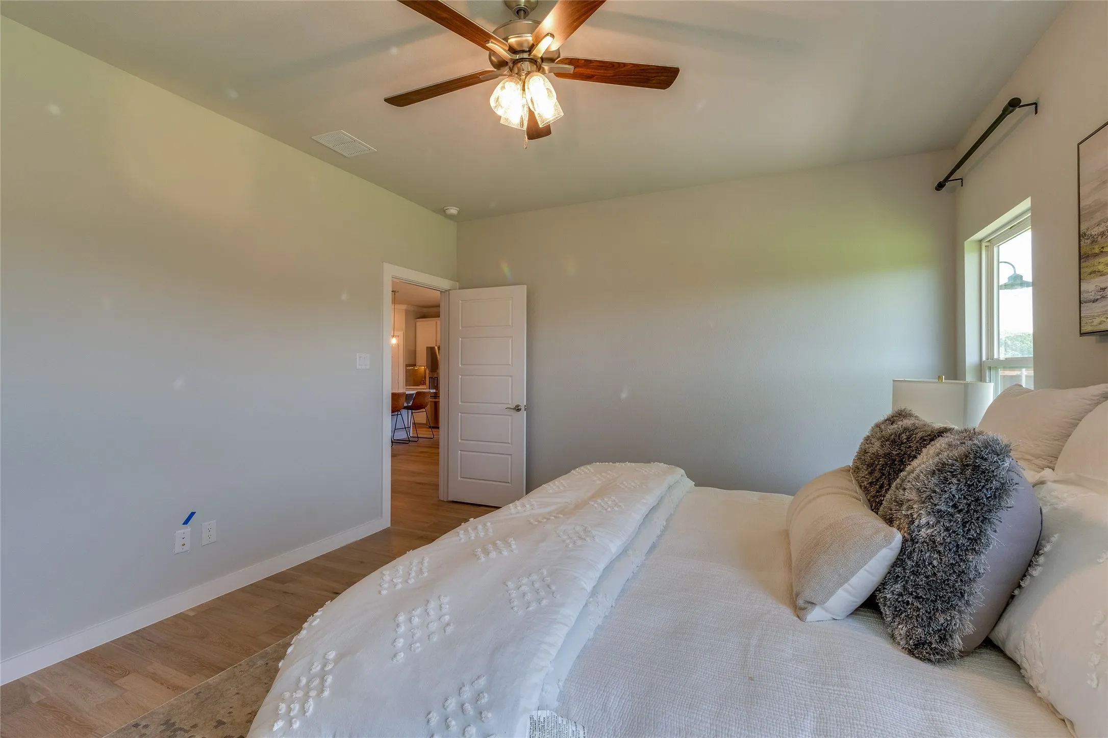 Single Family Residence For Sale in Grayson County , 625 Kyle Drive, Tioga, Texas 76271, 4 Bedroom, 3 Bathroom, 3 Garage spaces, 2,153 Sqft, built in 2022, mls#21337013, Real Estate Agent in Tioga, Homes For Sale in Grayson county, Homes For Sale in Tioga, Realtor in Tioga Texas, Real Estate Brokerage Independent Realty Texas, Luminita Cordes Realtor