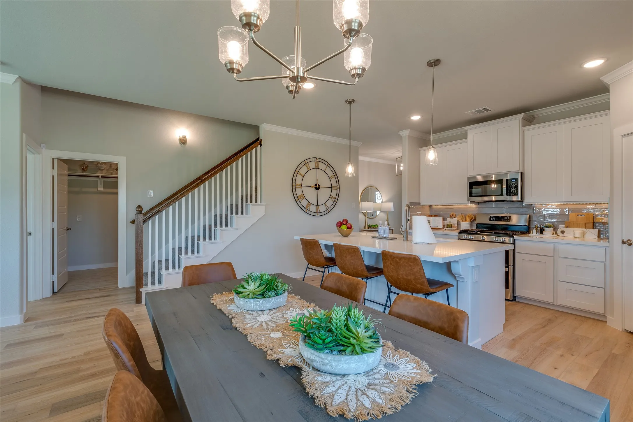 Single Family Residence For Sale in Grayson County , 625 Kyle Drive, Tioga, Texas 76271, 4 Bedroom, 3 Bathroom, 3 Garage spaces, 2,153 Sqft, built in 2022, mls#21337013, Real Estate Agent in Tioga, Homes For Sale in Grayson county, Homes For Sale in Tioga, Realtor in Tioga Texas, Real Estate Brokerage Independent Realty Texas, Luminita Cordes Realtor