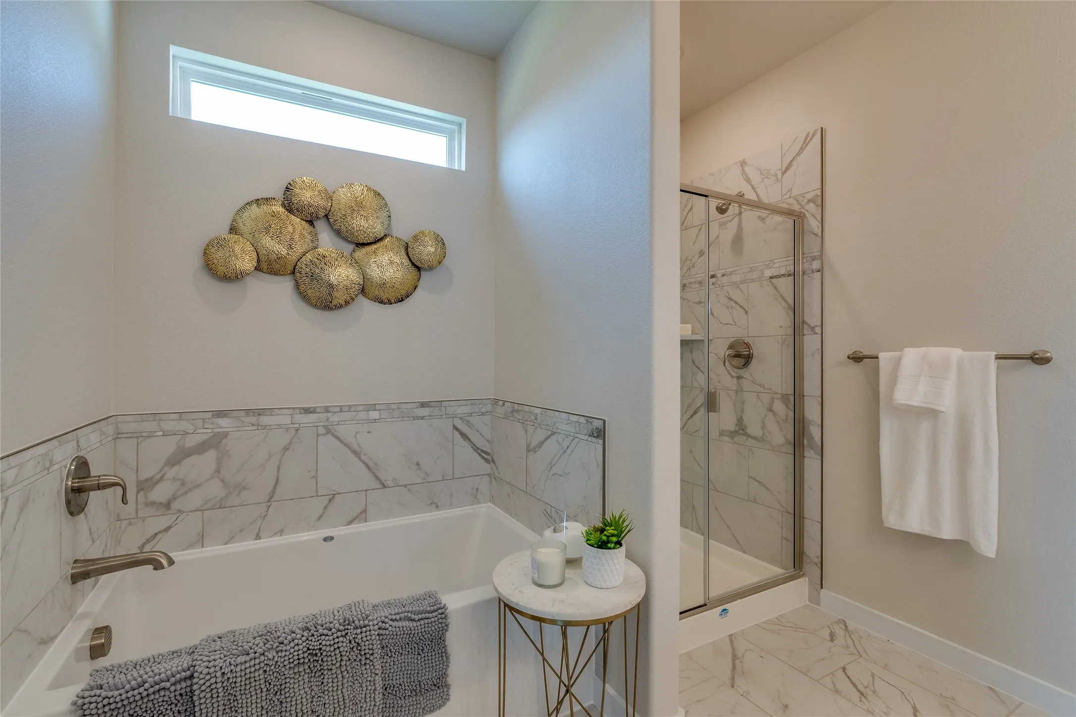 Single Family Residence For Sale in Grayson County , 625 Kyle Drive, Tioga, Texas 76271, 4 Bedroom, 3 Bathroom, 3 Garage spaces, 2,153 Sqft, built in 2022, mls#21337013, Real Estate Agent in Tioga, Homes For Sale in Grayson county, Homes For Sale in Tioga, Realtor in Tioga Texas, Real Estate Brokerage Independent Realty Texas, Luminita Cordes Realtor