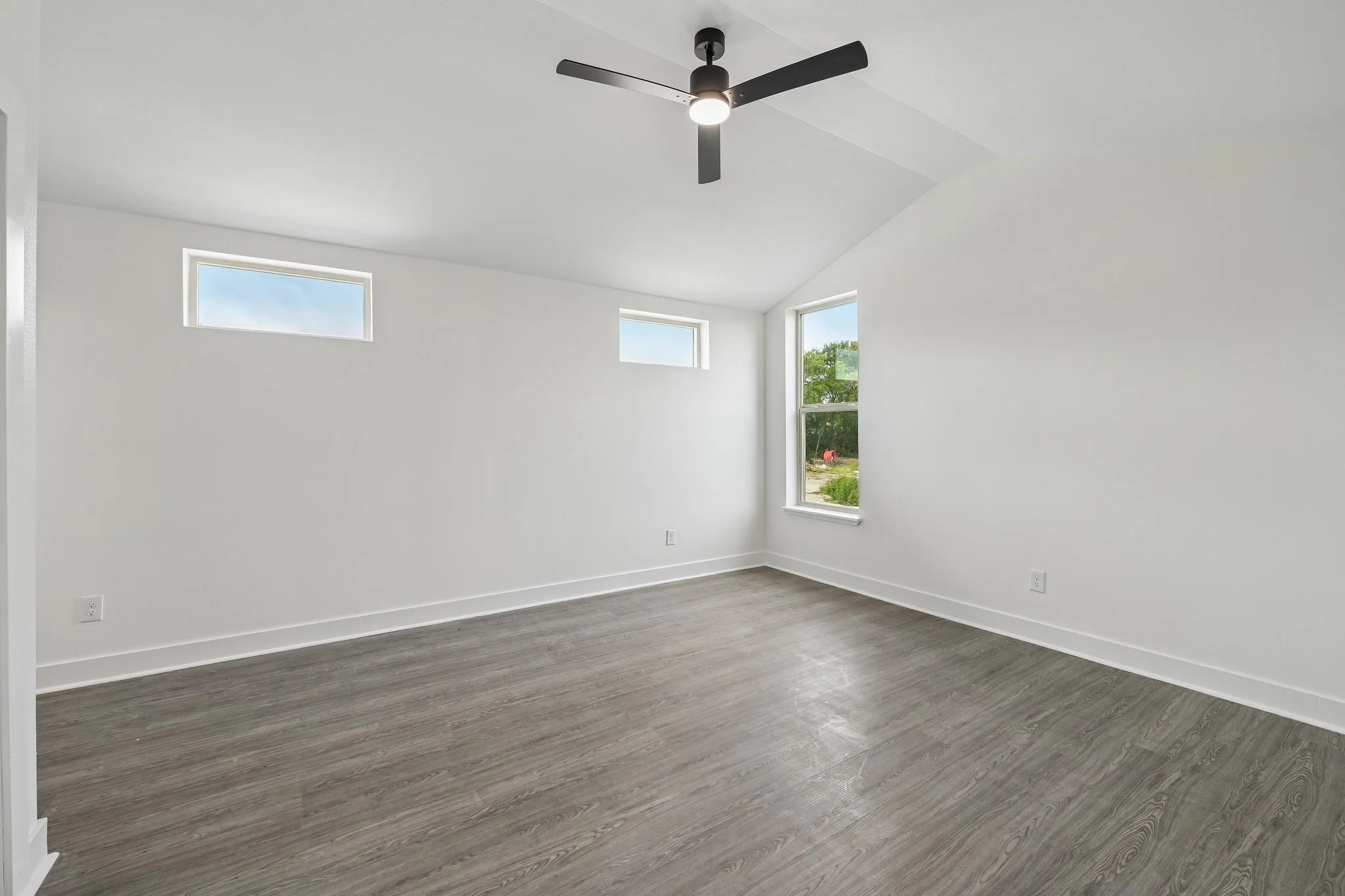 Single Family Residence For Sale in Dallas County , 3769 Wenatche Drive, Dallas, Texas 75233, 4 Bedroom, 5 Bathroom, 3 Garage spaces, 2,935 Sqft, built in 2026, mls#21336536, Real Estate Agent in Dallas, Homes For Sale in Dallas county, Homes For Sale in Dallas, Realtor in Dallas Texas, Real Estate Brokerage Independent Realty Texas, Luminita Cordes Realtor