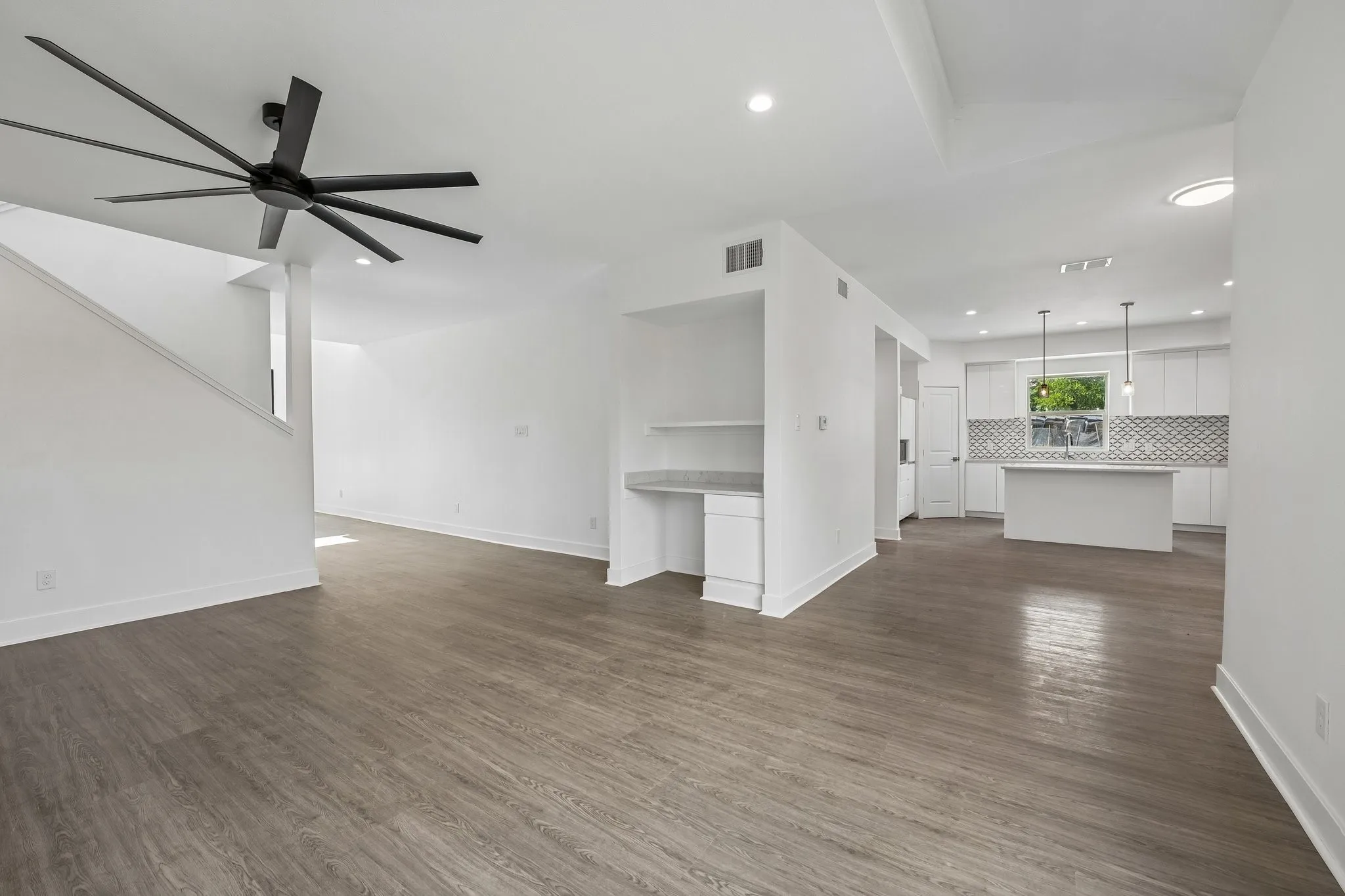 Single Family Residence For Sale in Dallas County , 3769 Wenatche Drive, Dallas, Texas 75233, 4 Bedroom, 5 Bathroom, 3 Garage spaces, 2,935 Sqft, built in 2026, mls#21336536, Real Estate Agent in Dallas, Homes For Sale in Dallas county, Homes For Sale in Dallas, Realtor in Dallas Texas, Real Estate Brokerage Independent Realty Texas, Luminita Cordes Realtor