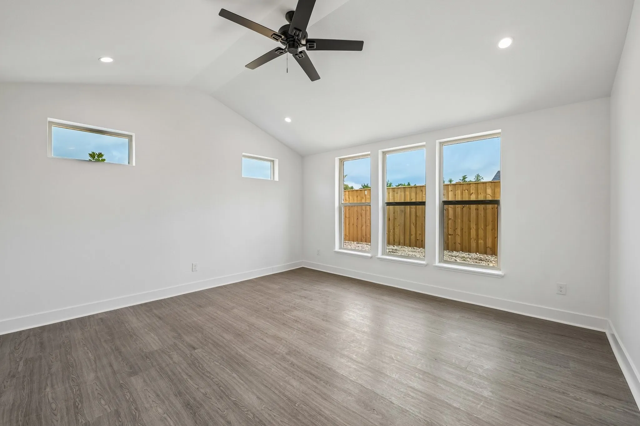Single Family Residence For Sale in Dallas County , 3769 Wenatche Drive, Dallas, Texas 75233, 4 Bedroom, 5 Bathroom, 3 Garage spaces, 2,935 Sqft, built in 2026, mls#21336536, Real Estate Agent in Dallas, Homes For Sale in Dallas county, Homes For Sale in Dallas, Realtor in Dallas Texas, Real Estate Brokerage Independent Realty Texas, Luminita Cordes Realtor