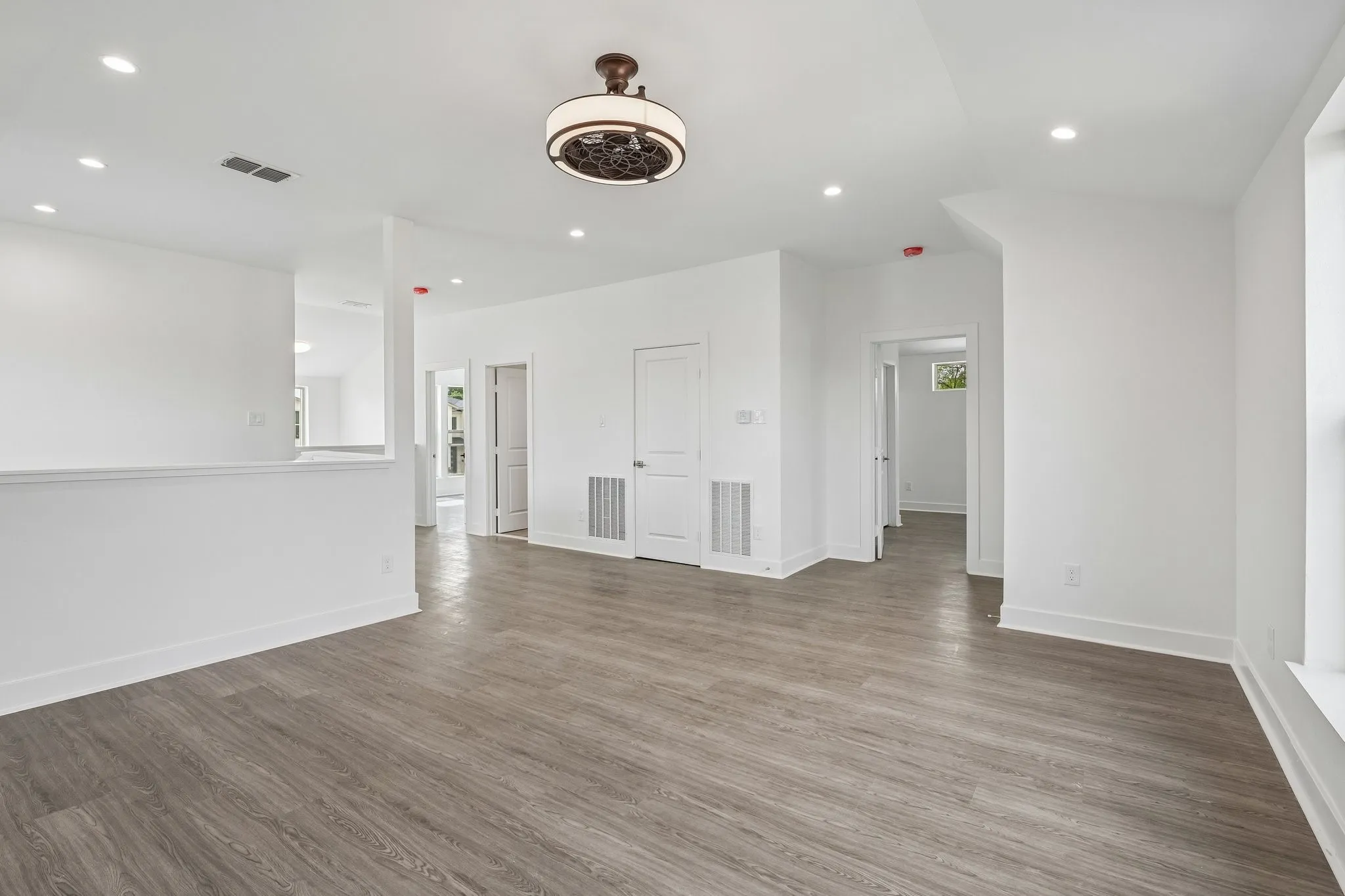Single Family Residence For Sale in Dallas County , 3769 Wenatche Drive, Dallas, Texas 75233, 4 Bedroom, 5 Bathroom, 3 Garage spaces, 2,935 Sqft, built in 2026, mls#21336536, Real Estate Agent in Dallas, Homes For Sale in Dallas county, Homes For Sale in Dallas, Realtor in Dallas Texas, Real Estate Brokerage Independent Realty Texas, Luminita Cordes Realtor