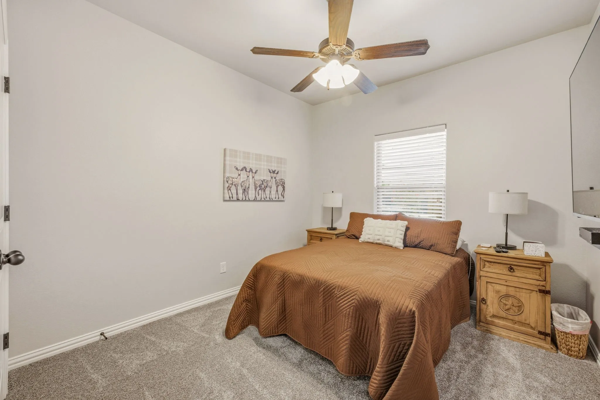 Single Family Residence For Sale in Hood County , 3209 Main Street, Granbury, Texas 76049, 3 Bedroom, 2 Bathroom, 2 Garage spaces, 1,492 Sqft, built in 2017, mls#21338235, Real Estate Agent in Granbury, Homes For Sale in Hood county, Homes For Sale in Granbury, Realtor in Granbury Texas, Real Estate Brokerage Independent Realty Texas, Luminita Cordes Realtor