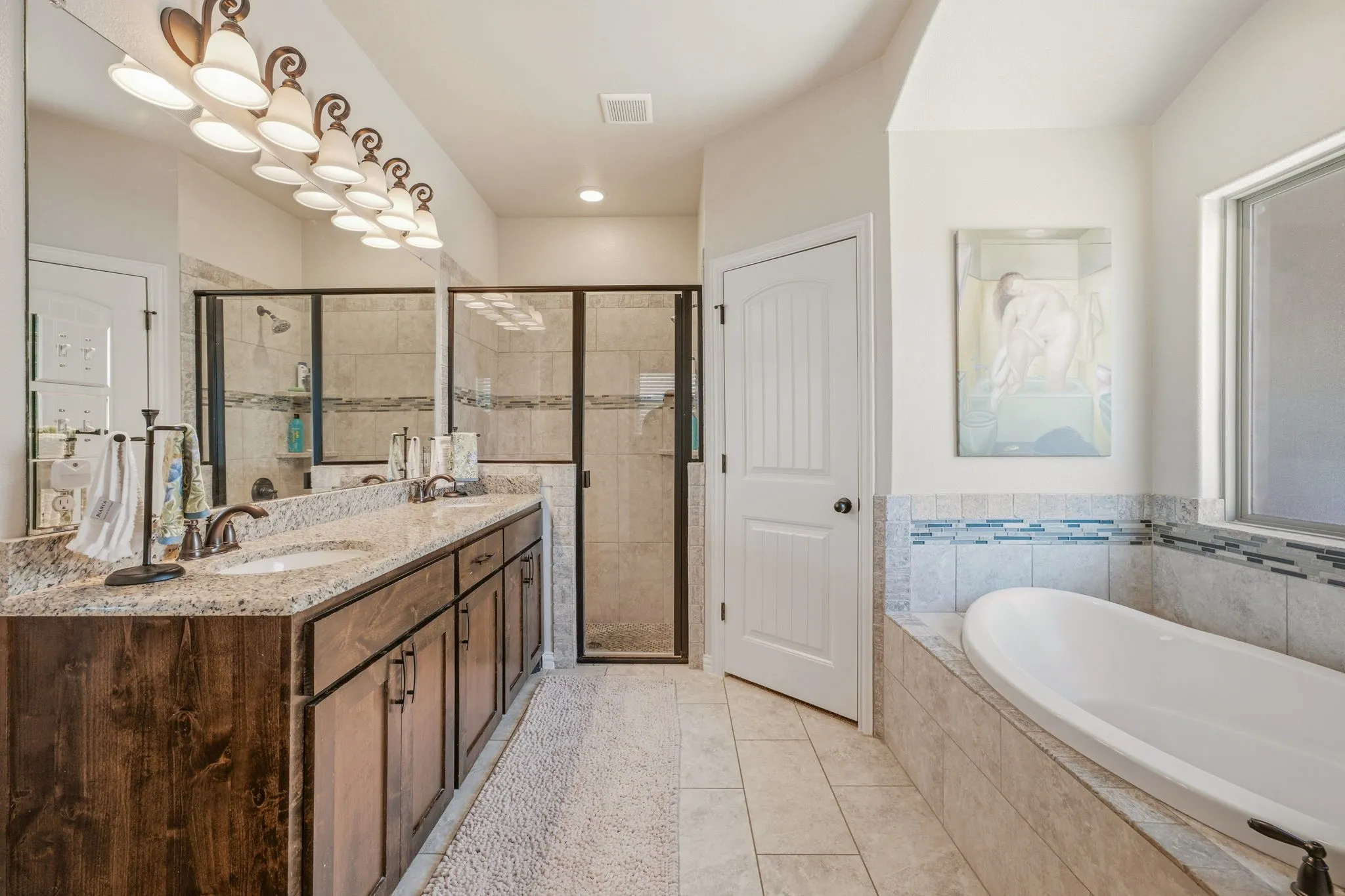 Single Family Residence For Sale in Hood County , 3209 Main Street, Granbury, Texas 76049, 3 Bedroom, 2 Bathroom, 2 Garage spaces, 1,492 Sqft, built in 2017, mls#21338235, Real Estate Agent in Granbury, Homes For Sale in Hood county, Homes For Sale in Granbury, Realtor in Granbury Texas, Real Estate Brokerage Independent Realty Texas, Luminita Cordes Realtor