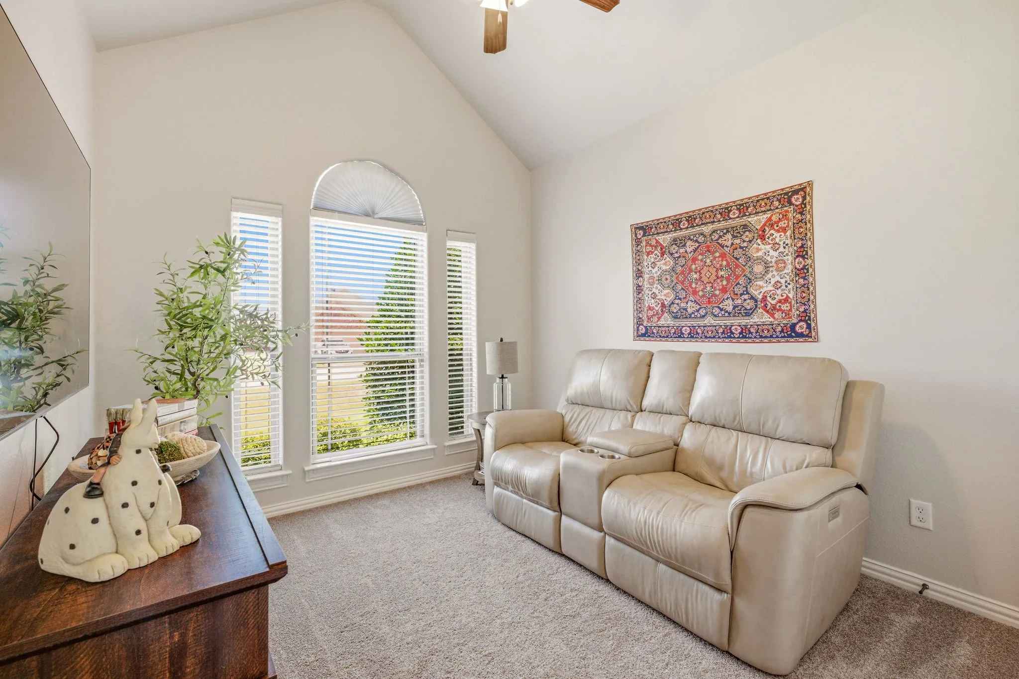 Single Family Residence For Sale in Hood County , 3209 Main Street, Granbury, Texas 76049, 3 Bedroom, 2 Bathroom, 2 Garage spaces, 1,492 Sqft, built in 2017, mls#21338235, Real Estate Agent in Granbury, Homes For Sale in Hood county, Homes For Sale in Granbury, Realtor in Granbury Texas, Real Estate Brokerage Independent Realty Texas, Luminita Cordes Realtor