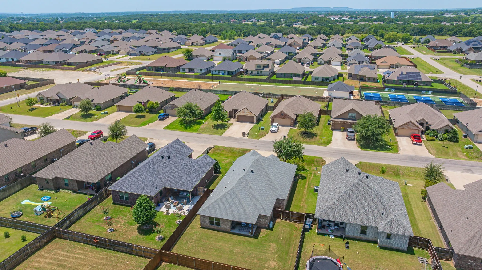 Single Family Residence For Sale in Hood County , 3209 Main Street, Granbury, Texas 76049, 3 Bedroom, 2 Bathroom, 2 Garage spaces, 1,492 Sqft, built in 2017, mls#21338235, Real Estate Agent in Granbury, Homes For Sale in Hood county, Homes For Sale in Granbury, Realtor in Granbury Texas, Real Estate Brokerage Independent Realty Texas, Luminita Cordes Realtor