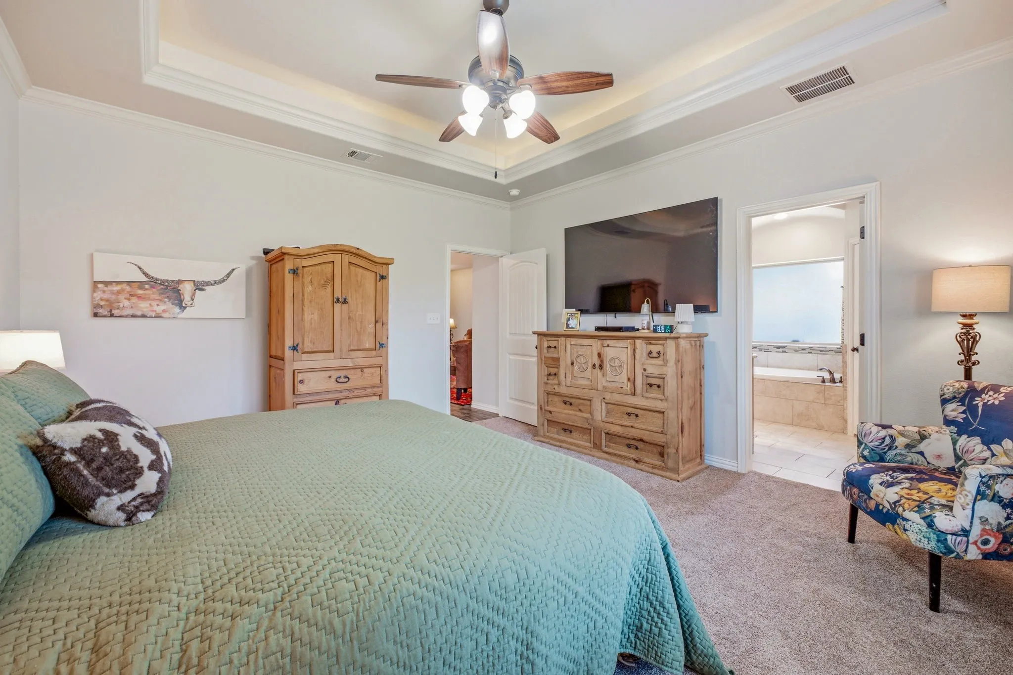 Single Family Residence For Sale in Hood County , 3209 Main Street, Granbury, Texas 76049, 3 Bedroom, 2 Bathroom, 2 Garage spaces, 1,492 Sqft, built in 2017, mls#21338235, Real Estate Agent in Granbury, Homes For Sale in Hood county, Homes For Sale in Granbury, Realtor in Granbury Texas, Real Estate Brokerage Independent Realty Texas, Luminita Cordes Realtor