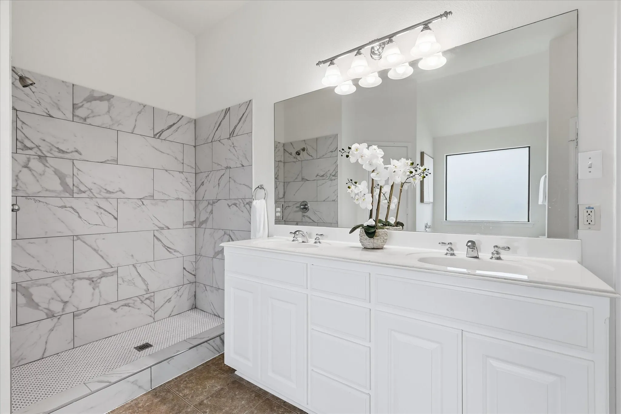 Single Family Residence For Sale in Tarrant County , 14316 Rising Spring Road, Haslet, Texas 76052, 3 Bedroom, 2 Bathroom, 2 Garage spaces, 1,872 Sqft, built in 2004, mls#21336191, Real Estate Agent in Haslet, Homes For Sale in Tarrant county, Homes For Sale in Haslet, Realtor in Haslet Texas, Real Estate Brokerage Independent Realty Texas, Luminita Cordes Realtor