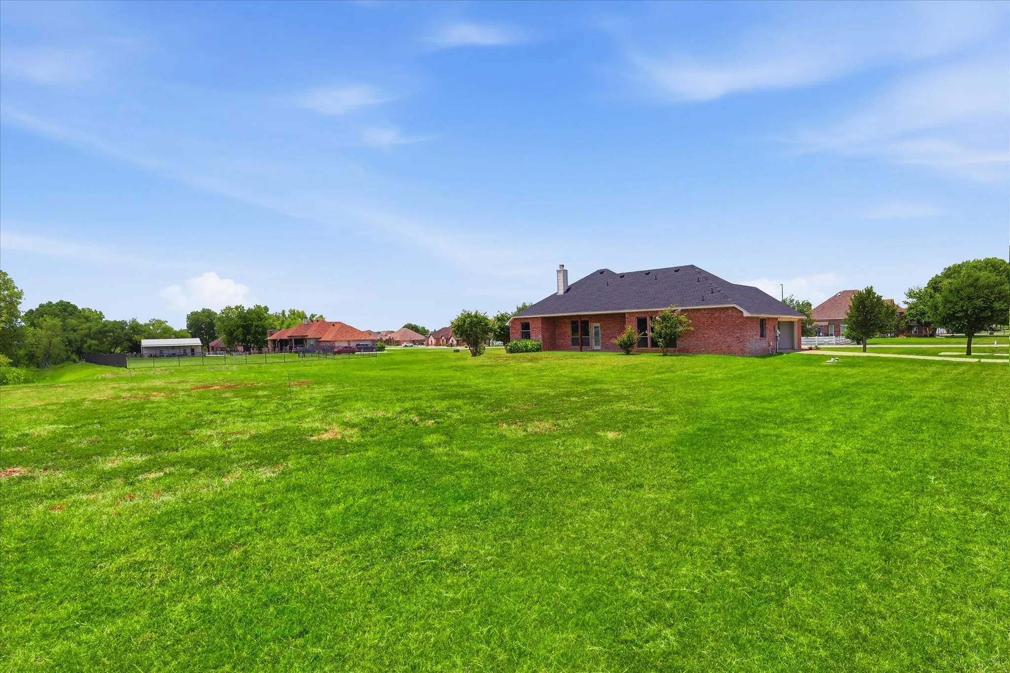 Single Family Residence For Sale in Tarrant County , 14316 Rising Spring Road, Haslet, Texas 76052, 3 Bedroom, 2 Bathroom, 2 Garage spaces, 1,872 Sqft, built in 2004, mls#21336191, Real Estate Agent in Haslet, Homes For Sale in Tarrant county, Homes For Sale in Haslet, Realtor in Haslet Texas, Real Estate Brokerage Independent Realty Texas, Luminita Cordes Realtor