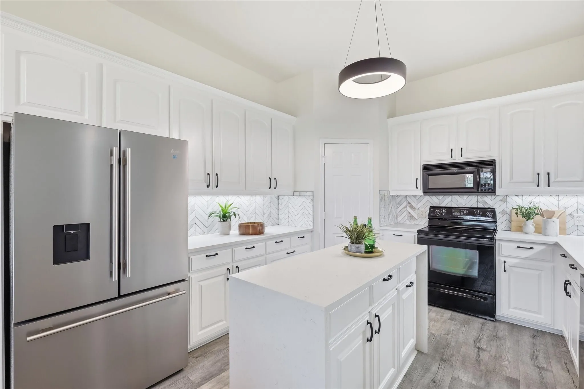 Single Family Residence For Sale in Tarrant County , 14316 Rising Spring Road, Haslet, Texas 76052, 3 Bedroom, 2 Bathroom, 2 Garage spaces, 1,872 Sqft, built in 2004, mls#21336191, Real Estate Agent in Haslet, Homes For Sale in Tarrant county, Homes For Sale in Haslet, Realtor in Haslet Texas, Real Estate Brokerage Independent Realty Texas, Luminita Cordes Realtor