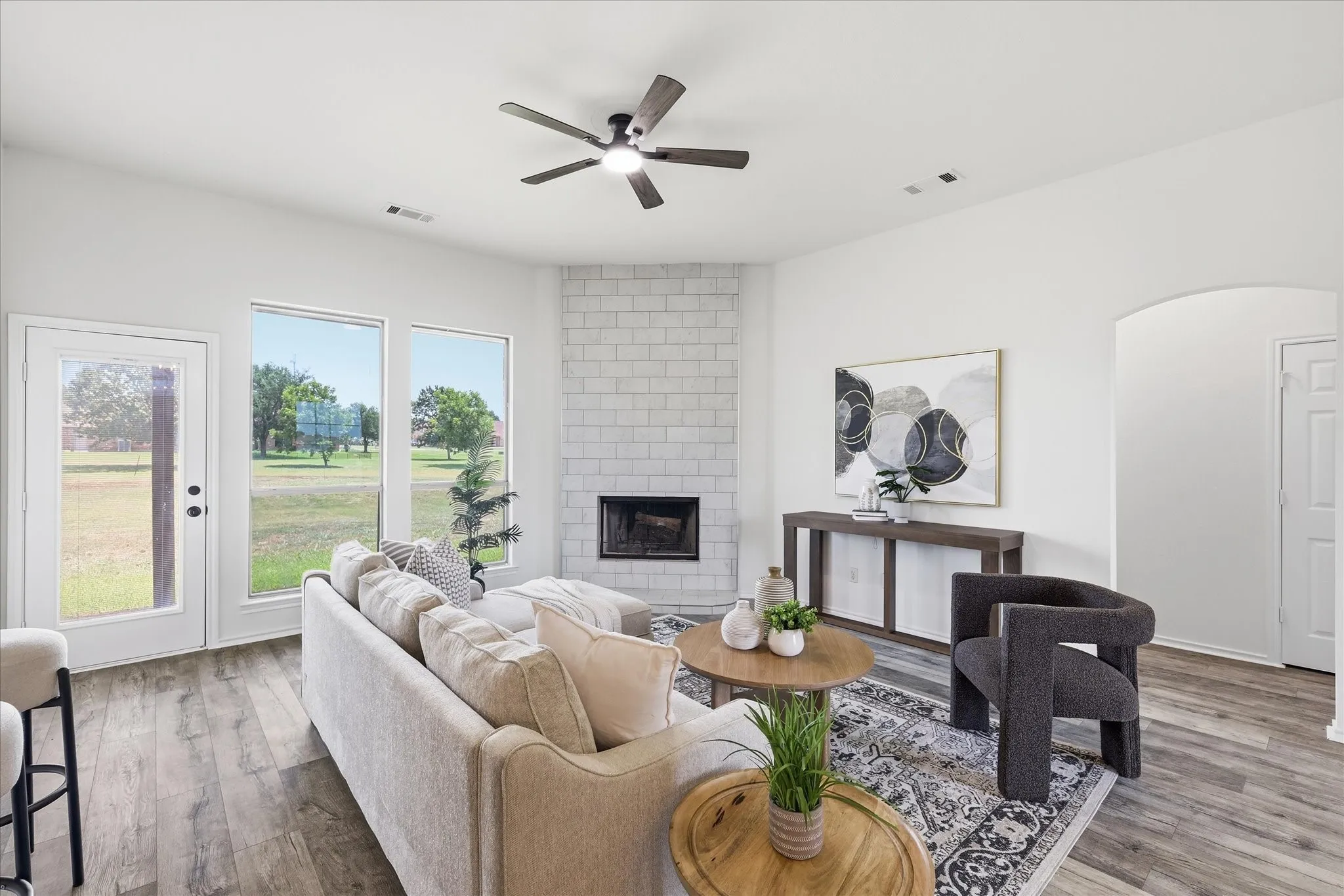 Single Family Residence For Sale in Tarrant County , 14316 Rising Spring Road, Haslet, Texas 76052, 3 Bedroom, 2 Bathroom, 2 Garage spaces, 1,872 Sqft, built in 2004, mls#21336191, Real Estate Agent in Haslet, Homes For Sale in Tarrant county, Homes For Sale in Haslet, Realtor in Haslet Texas, Real Estate Brokerage Independent Realty Texas, Luminita Cordes Realtor