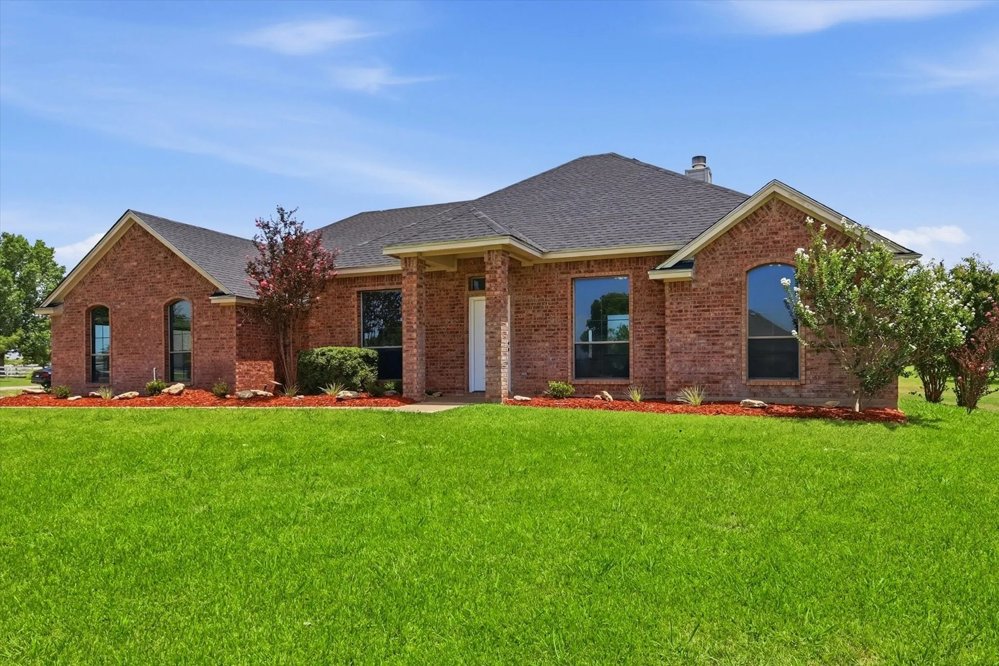 Single Family Residence For Sale in Tarrant County , 14316 Rising Spring Road, Haslet, Texas 76052, 3 Bedroom, 2 Bathroom, 2 Garage spaces, 1,872 Sqft, built in 2004, mls#21336191, Real Estate Agent in Haslet, Homes For Sale in Tarrant county, Homes For Sale in Haslet, Realtor in Haslet Texas, Real Estate Brokerage Independent Realty Texas, Luminita Cordes Realtor
