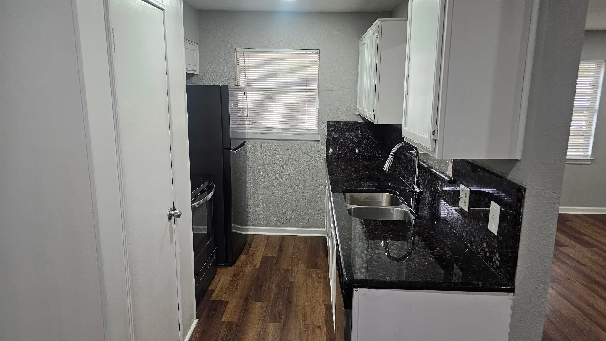 Single Family Residence For Rent in Tarrant County , 5604 Oak Grove Road, Fort Worth, Texas 76134, 4 Bedroom, 2 Bathroom, 1 Garage spaces, 1,462 Sqft, built in 1960, mls#21338868, Real Estate Agent in Fort Worth, Homes For Rent in Tarrant county, Homes For Rent in Fort Worth, Realtor in Fort Worth Texas, Real Estate Brokerage Independent Realty Texas, Luminita Cordes Realtor