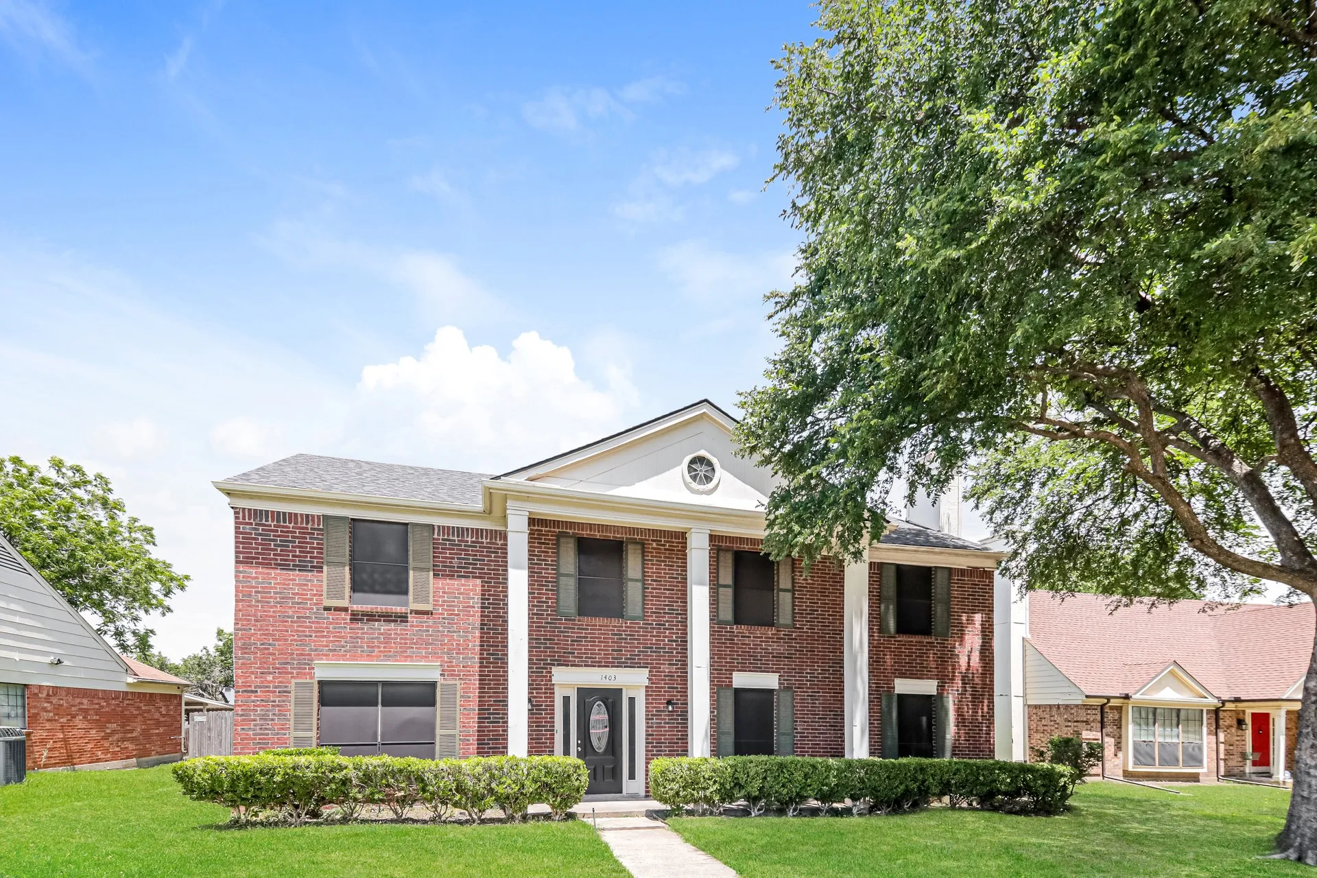 Single Family Residence For Rent in Dallas County , 1403 Bradford Place, Mesquite, Texas 75149, 4 Bedroom, 3 Bathroom, 2 Garage spaces, 2,448 Sqft, built in 1987, mls#21338871, Real Estate Agent in Mesquite, Homes For Rent in Dallas county, Homes For Rent in Mesquite, Realtor in Mesquite Texas, Real Estate Brokerage Independent Realty Texas, Luminita Cordes Realtor