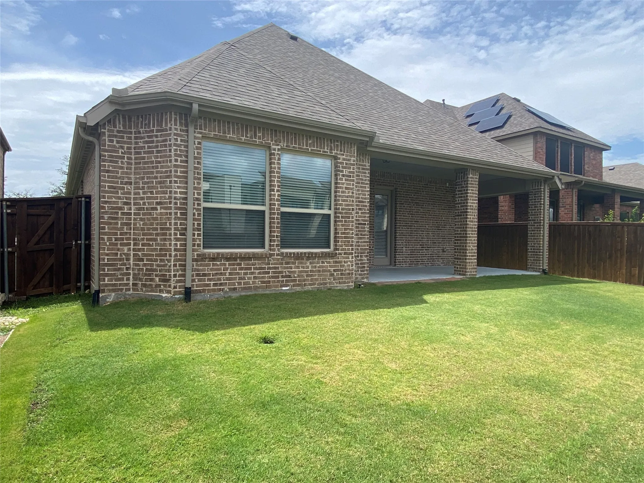 Single Family Residence For Rent in Tarrant County , 9932 Haversham Drive, Fort Worth, Texas 76131, 4 Bedrooms, 3 Bathrooms, 2 Garage spaces, 2,600 Sqft, built in 2016, Price $3,200, mls#21333844, Real Estate Agent in Fort Worth, Homes For Rent in Tarrant county, Homes For Rent in Fort Worth, Realtor in Fort Worth Texas, Real Estate Brokerage Independent Realty Texas, Luminita Cordes Realtor
