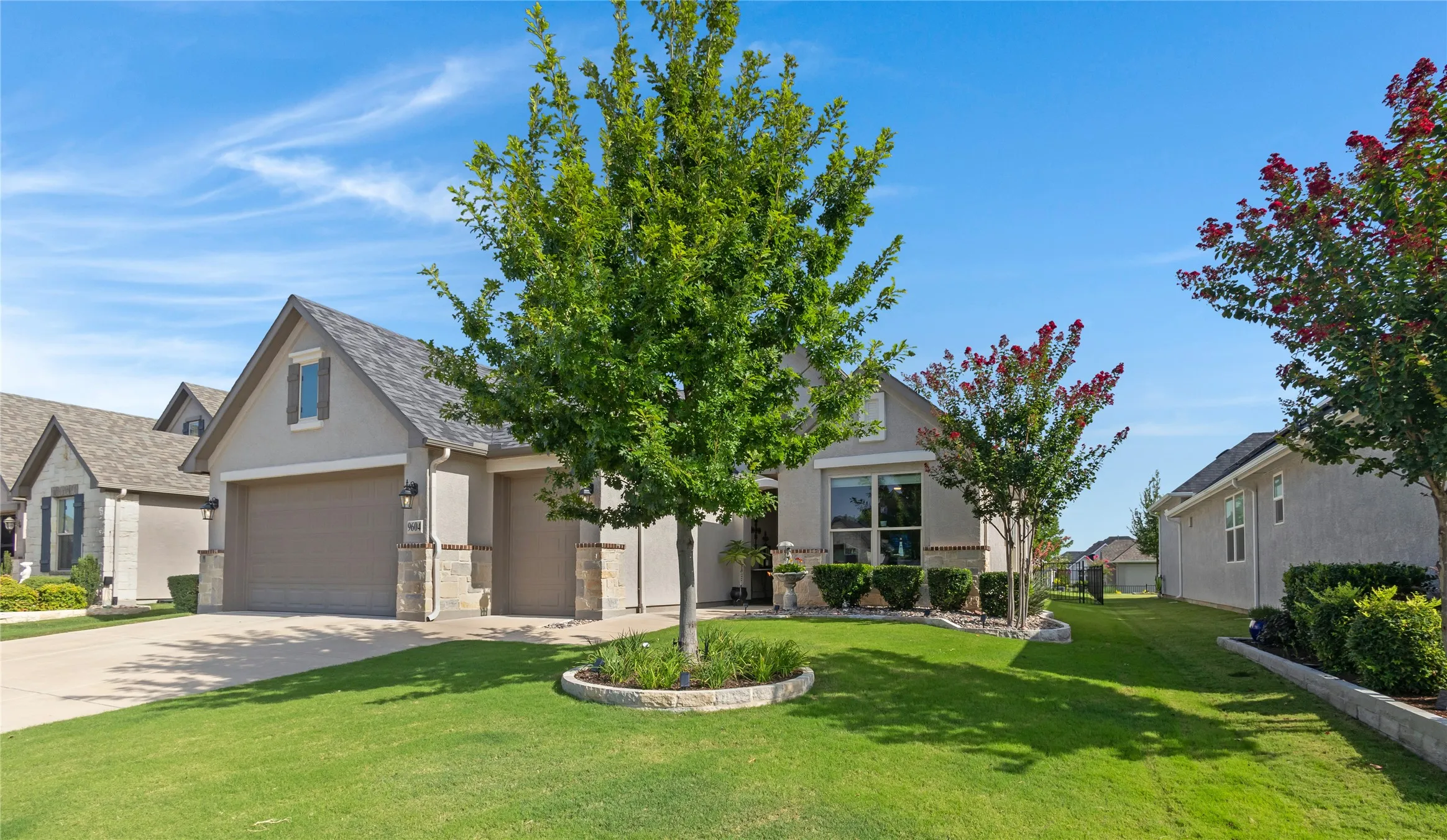 Single Family Residence For Sale in Denton County , 9604 Siltstone Drive, Denton, Texas 76207, 2 Bedroom, 3 Bathroom, 2 Garage spaces, 1,967 Sqft, built in 2021, mls#21333734, Real Estate Agent in Denton, Homes For Sale in Denton county, Homes For Sale in Denton, Realtor in Denton Texas, Real Estate Brokerage Independent Realty Texas, Luminita Cordes Realtor