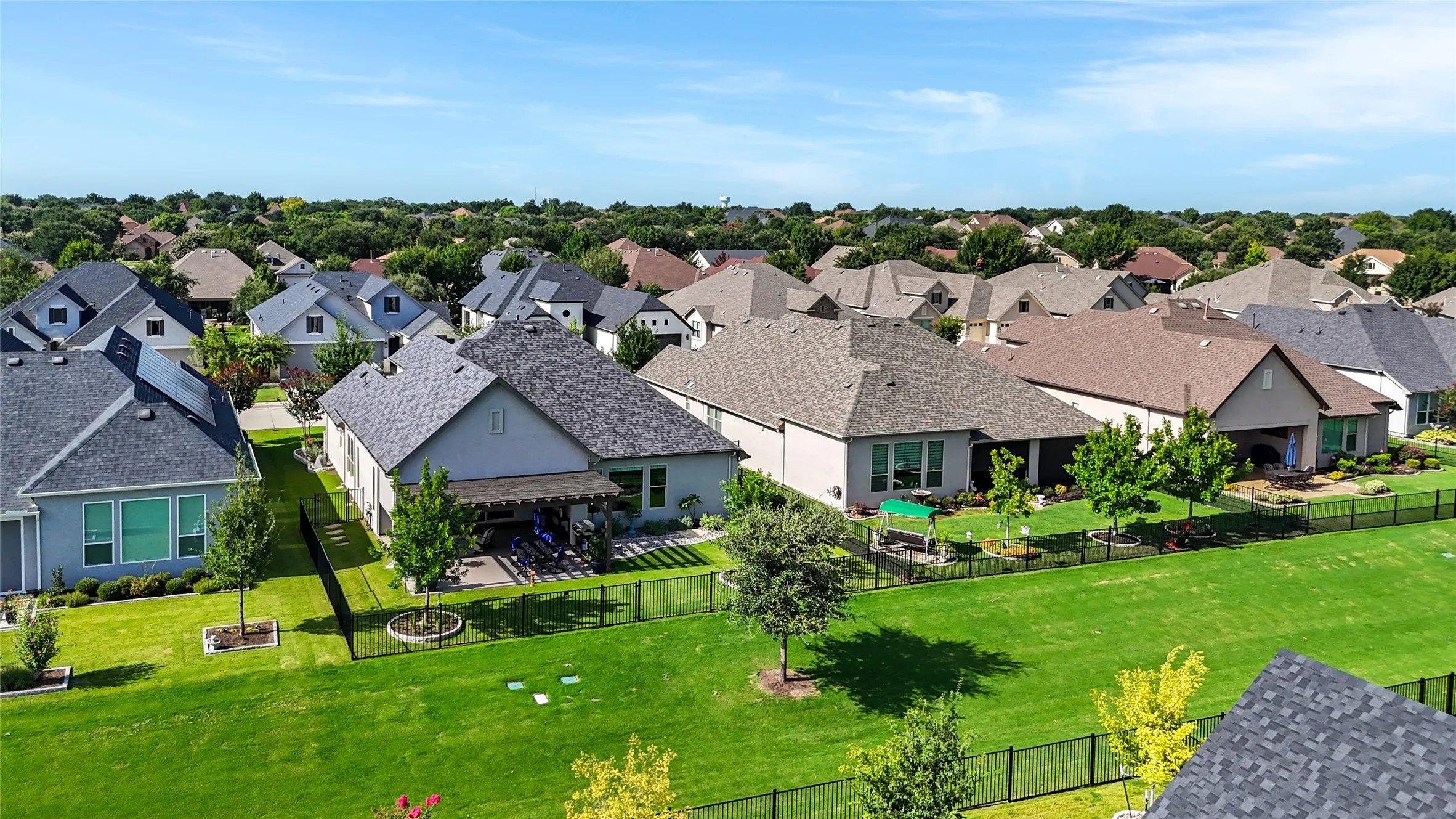 Single Family Residence For Sale in Denton County , 9604 Siltstone Drive, Denton, Texas 76207, 2 Bedroom, 3 Bathroom, 2 Garage spaces, 1,967 Sqft, built in 2021, mls#21333734, Real Estate Agent in Denton, Homes For Sale in Denton county, Homes For Sale in Denton, Realtor in Denton Texas, Real Estate Brokerage Independent Realty Texas, Luminita Cordes Realtor