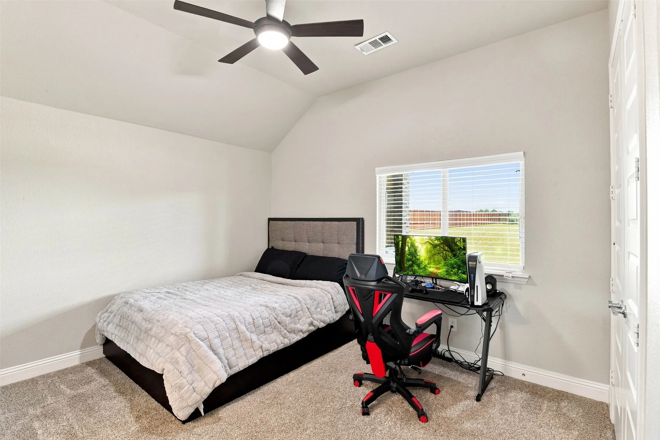 Single Family Residence For Sale in Collin County , 6309 Starr Drive, Mc Kinney, Texas 75071, 4 Bedroom, 2 Bathroom, 3 Garage spaces, 2,238 Sqft, built in 2021, mls#21335673, Real Estate Agent in Mc Kinney, Homes For Sale in Collin county, Homes For Sale in Mc Kinney, Realtor in Mc Kinney Texas, Real Estate Brokerage Independent Realty Texas, Luminita Cordes Realtor