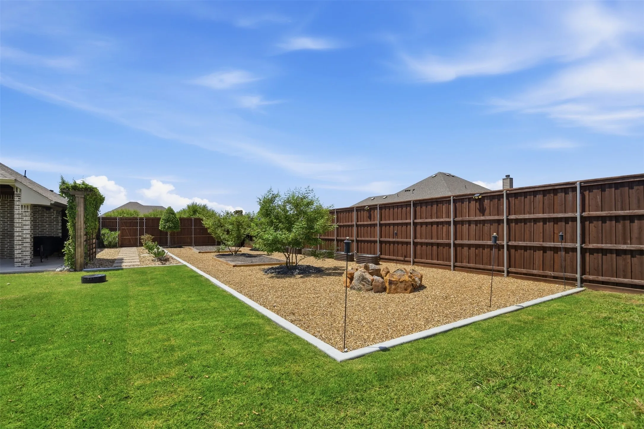 Single Family Residence For Sale in Collin County , 6309 Starr Drive, Mc Kinney, Texas 75071, 4 Bedroom, 2 Bathroom, 3 Garage spaces, 2,238 Sqft, built in 2021, mls#21335673, Real Estate Agent in Mc Kinney, Homes For Sale in Collin county, Homes For Sale in Mc Kinney, Realtor in Mc Kinney Texas, Real Estate Brokerage Independent Realty Texas, Luminita Cordes Realtor