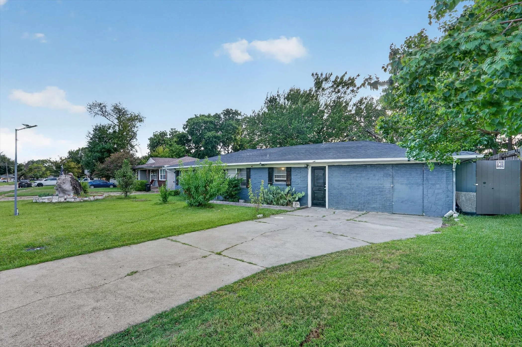 Single Family Residence For Sale in Dallas County , 1029 S Bryan Street, Mesquite, Texas 75149, 4 Bedroom, 2 Bathroom, Garage spaces, 1,906 Sqft, built in 1957, mls#21338670, Real Estate Agent in Mesquite, Homes For Sale in Dallas county, Homes For Sale in Mesquite, Realtor in Mesquite Texas, Real Estate Brokerage Independent Realty Texas, Luminita Cordes Realtor