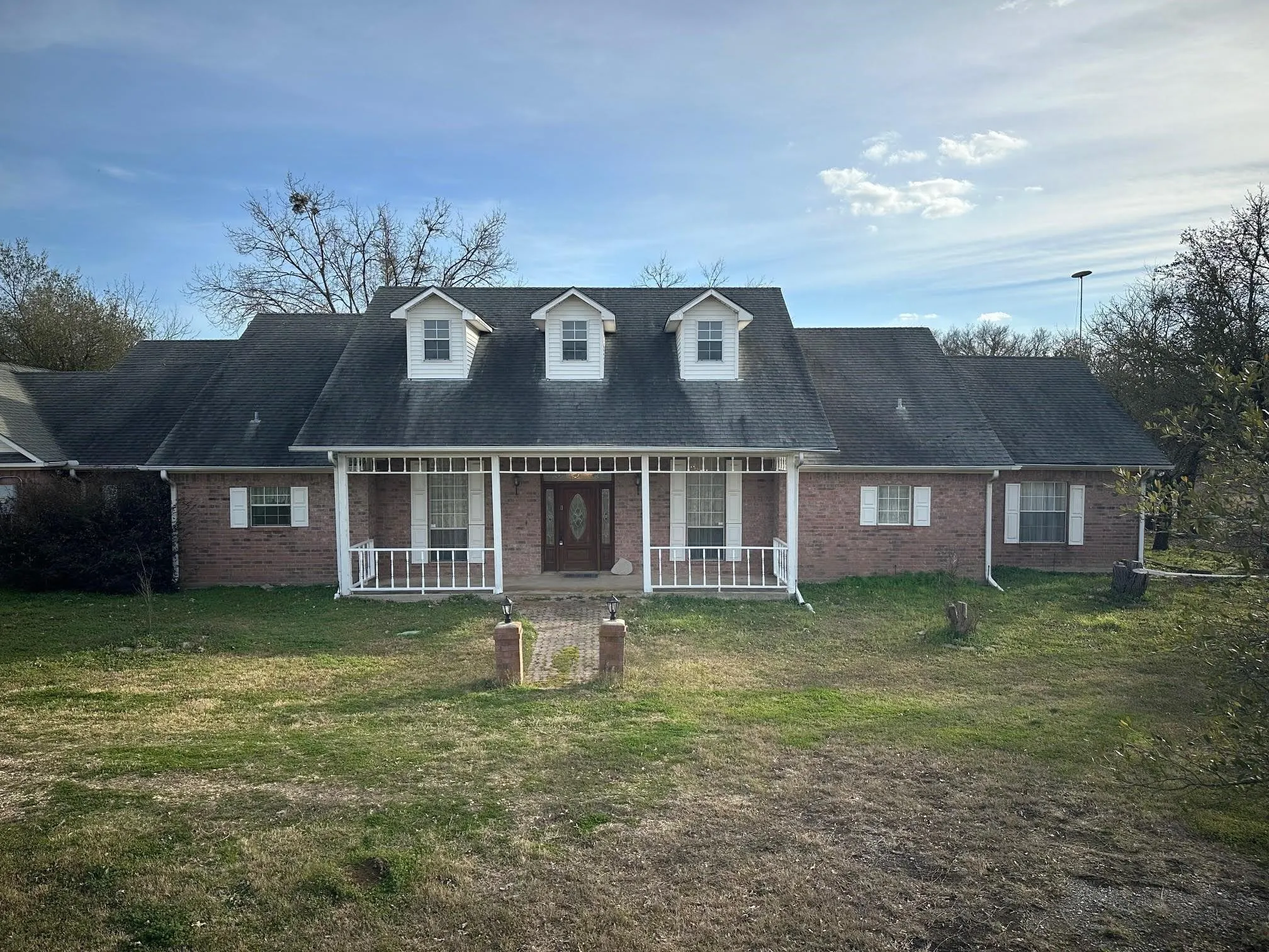 Single Family Residence For Sale in Hopkins County , 8099 W Interstate Highway 30, Cumby, Texas 75433, 4 Bedroom, 4 Bathroom, 2 Garage spaces, 3,016 Sqft, built in 1995, mls#21338895, Real Estate Agent in Cumby, Homes For Sale in Hopkins county, Homes For Sale in Cumby, Realtor in Cumby Texas, Real Estate Brokerage Independent Realty Texas, Luminita Cordes Realtor